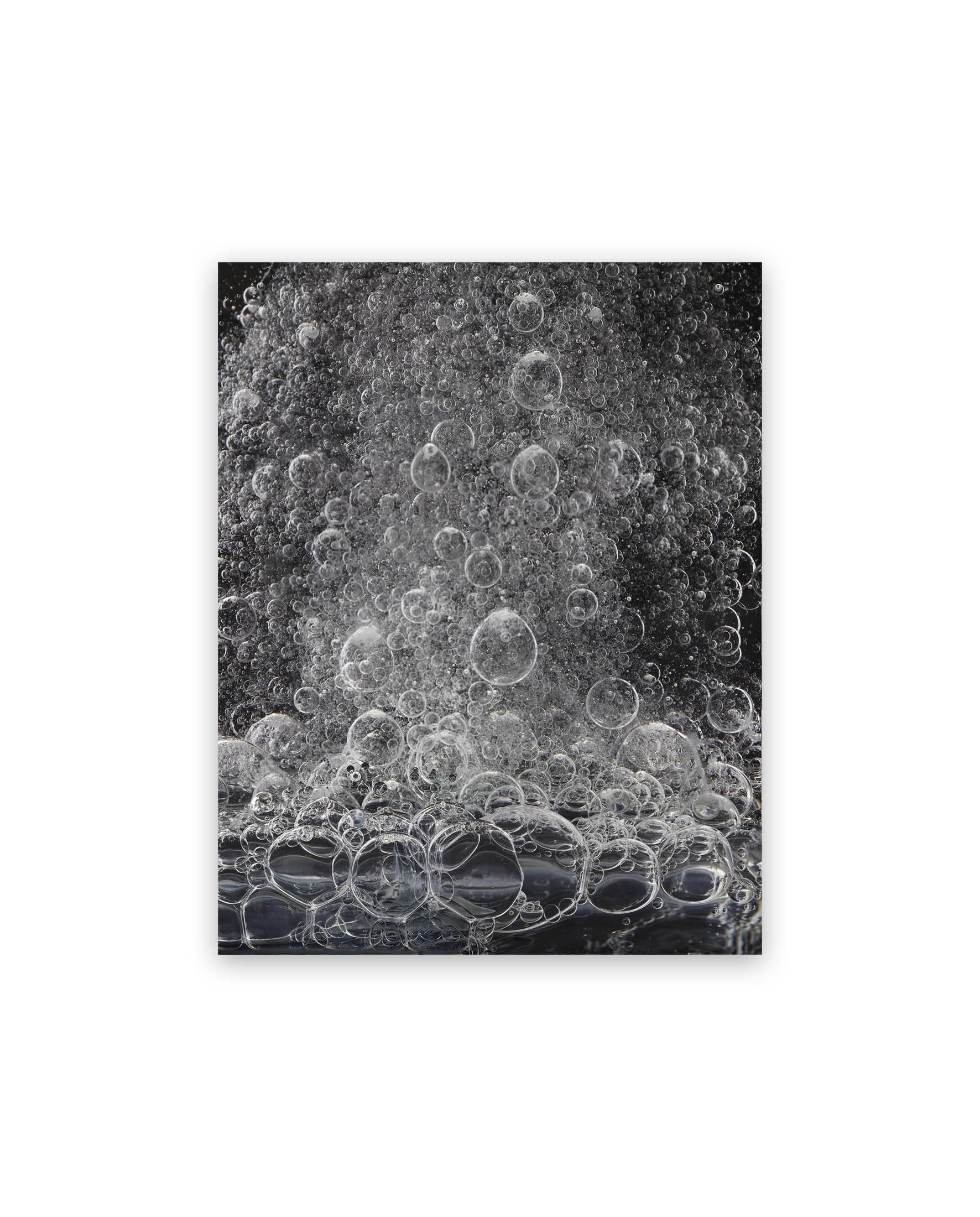 Seb Janiak Abstract Photograph - Gravity - Liquid 58 (Medium)