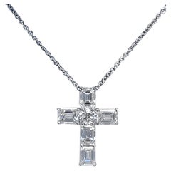 Sebastian Bernards 3.51 Ct, 18 Kt Gold Emerald Cut Diamond Cross Pendant