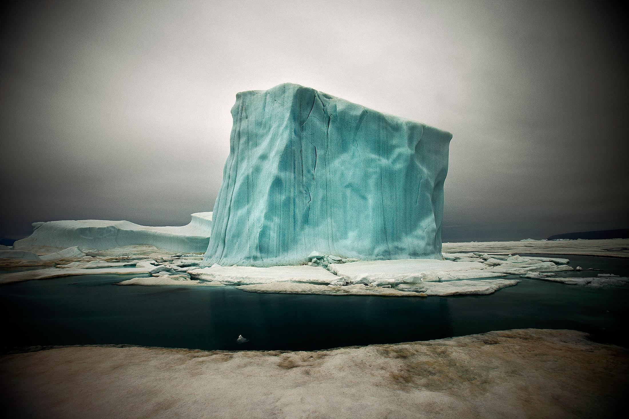Sebastian Copeland Landscape Photograph - Iceberg IX - Greenland 