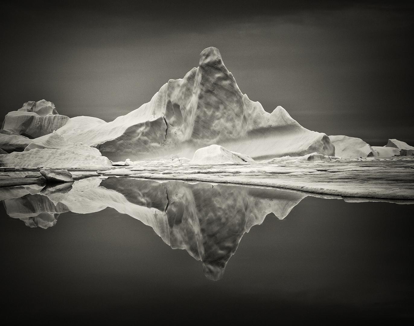Sebastian Copeland Landscape Photograph - Iceberg XVII - Greenland