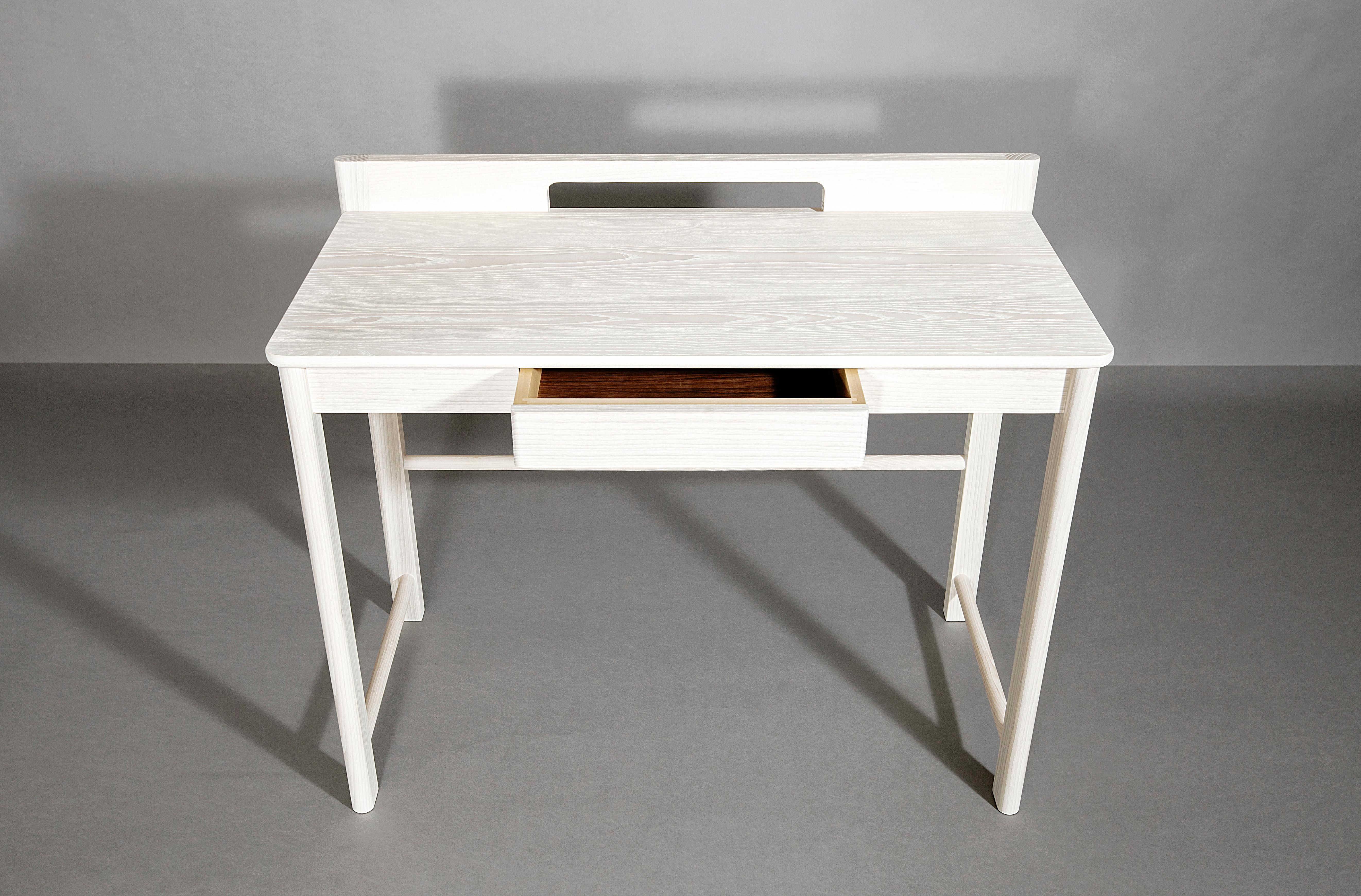 seb oak wood desk/dining table