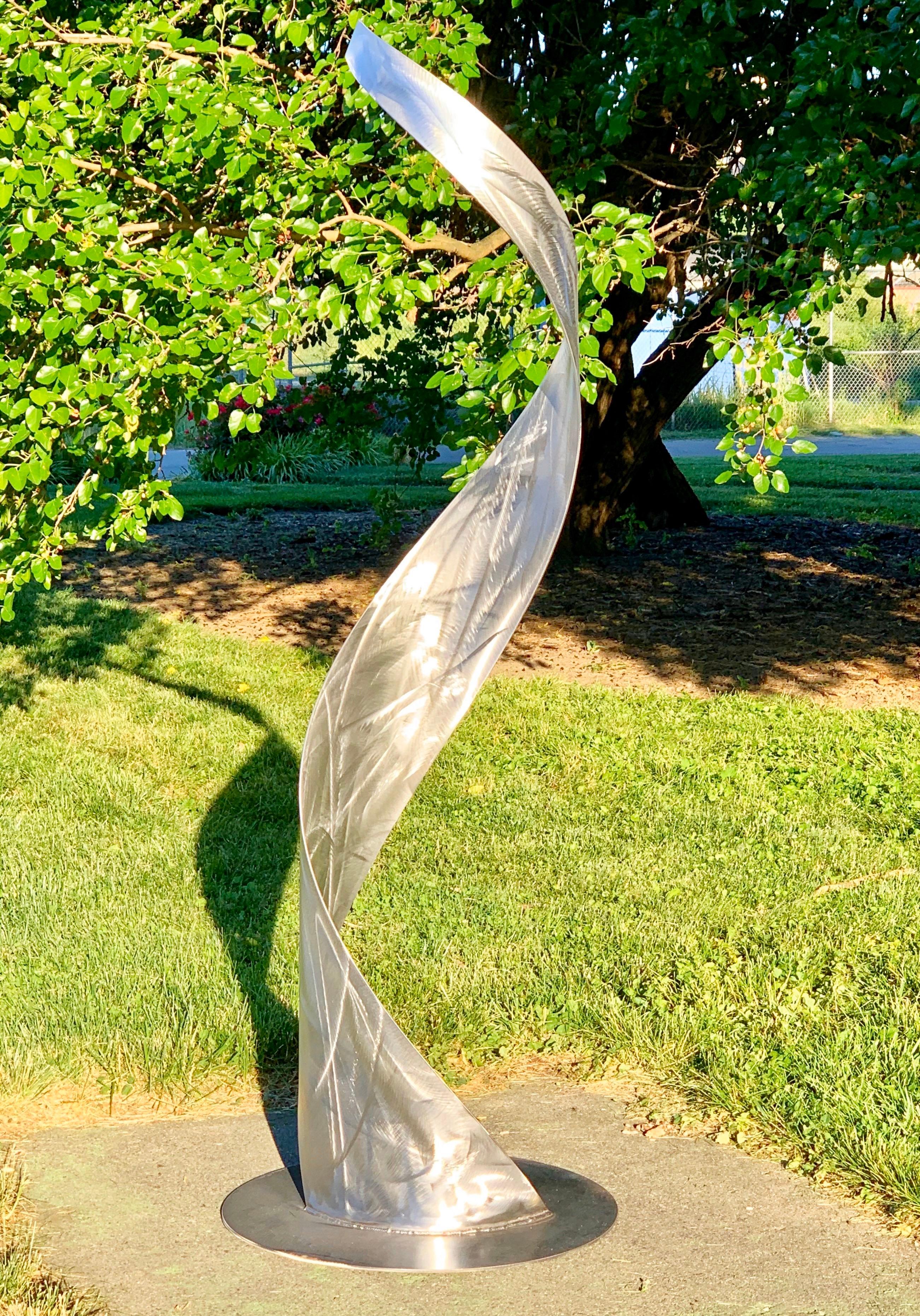 Twisted is a bent and welded steel sculpture suitable for both indoor and outdoor applications. Sebastian's signature hand-ground artistic design catches the light and attention of all who pass by.

Title: Twisted
Artist: Sebastian Reiter

Overall