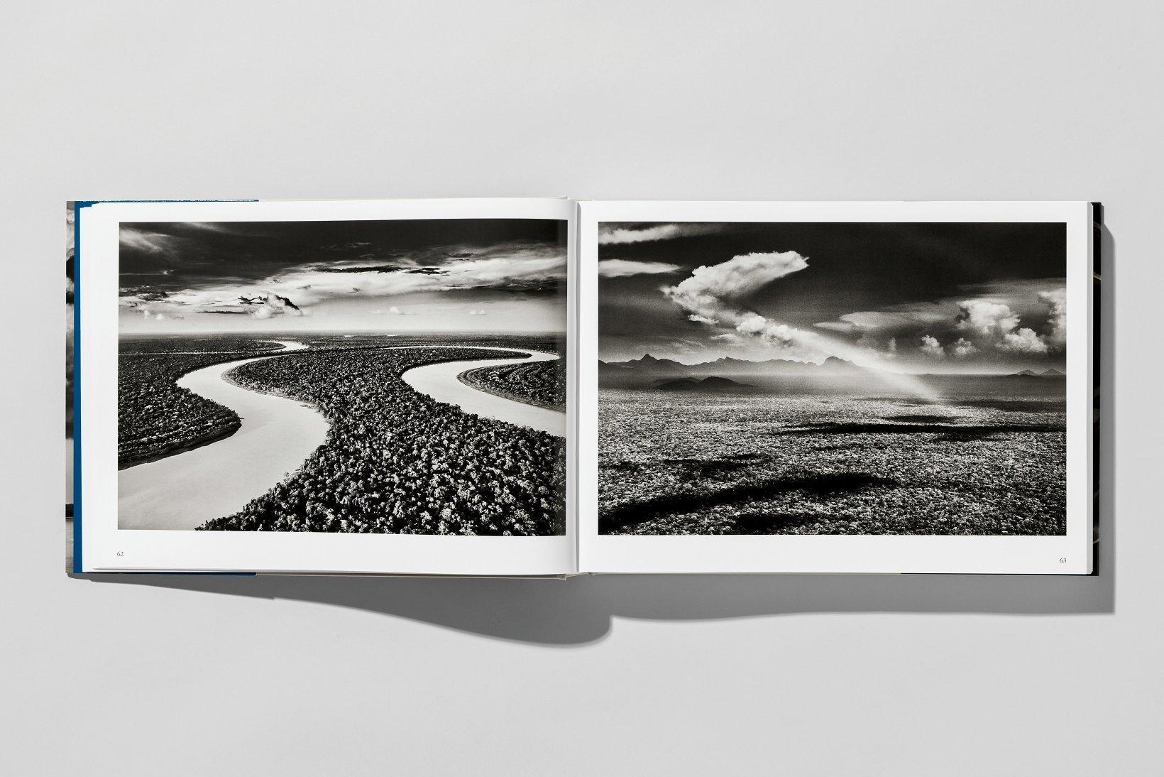 Sebastião Salgado, Amazônia, Photography Book In New Condition In Los Angeles, CA