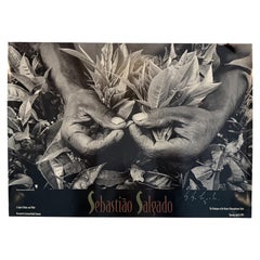 Von Sebastião Salgado signiertes Schwarz-Weiß-Werbeplakat von Kodak