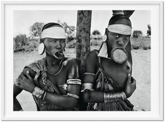 Sebastião Salgado, Genesis. Kunstausgabe „Zwei Mursi-Frauen“, Omo-Tal, Äthiopien