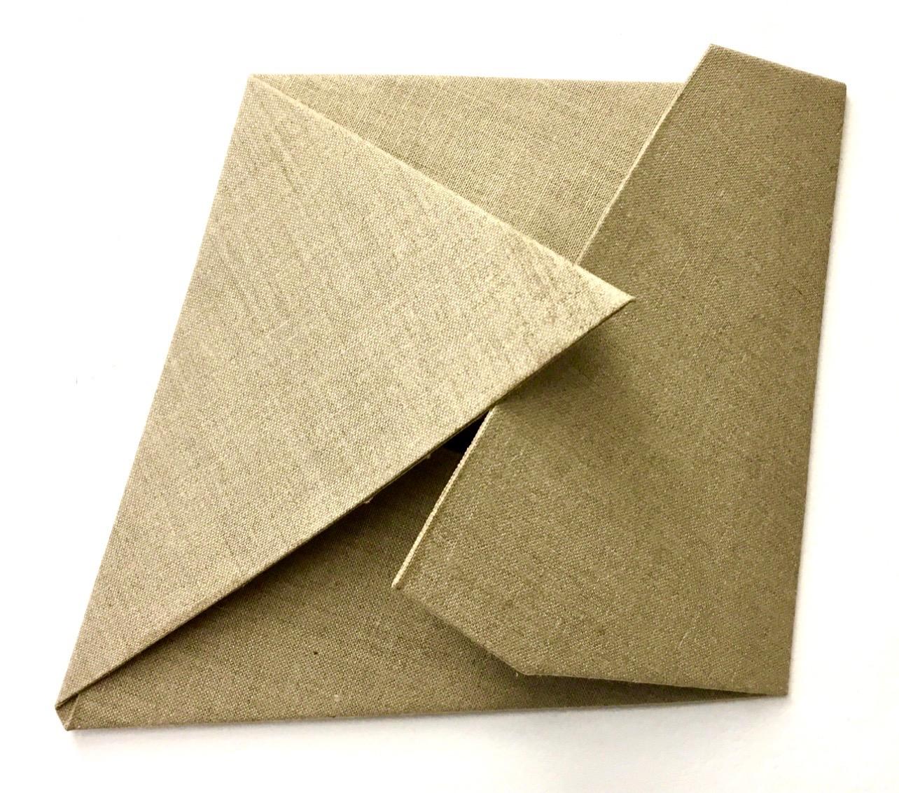 Sebastien de Ganay Lino piegato Astratto Minimalista Scultura unica Filo di tessuto