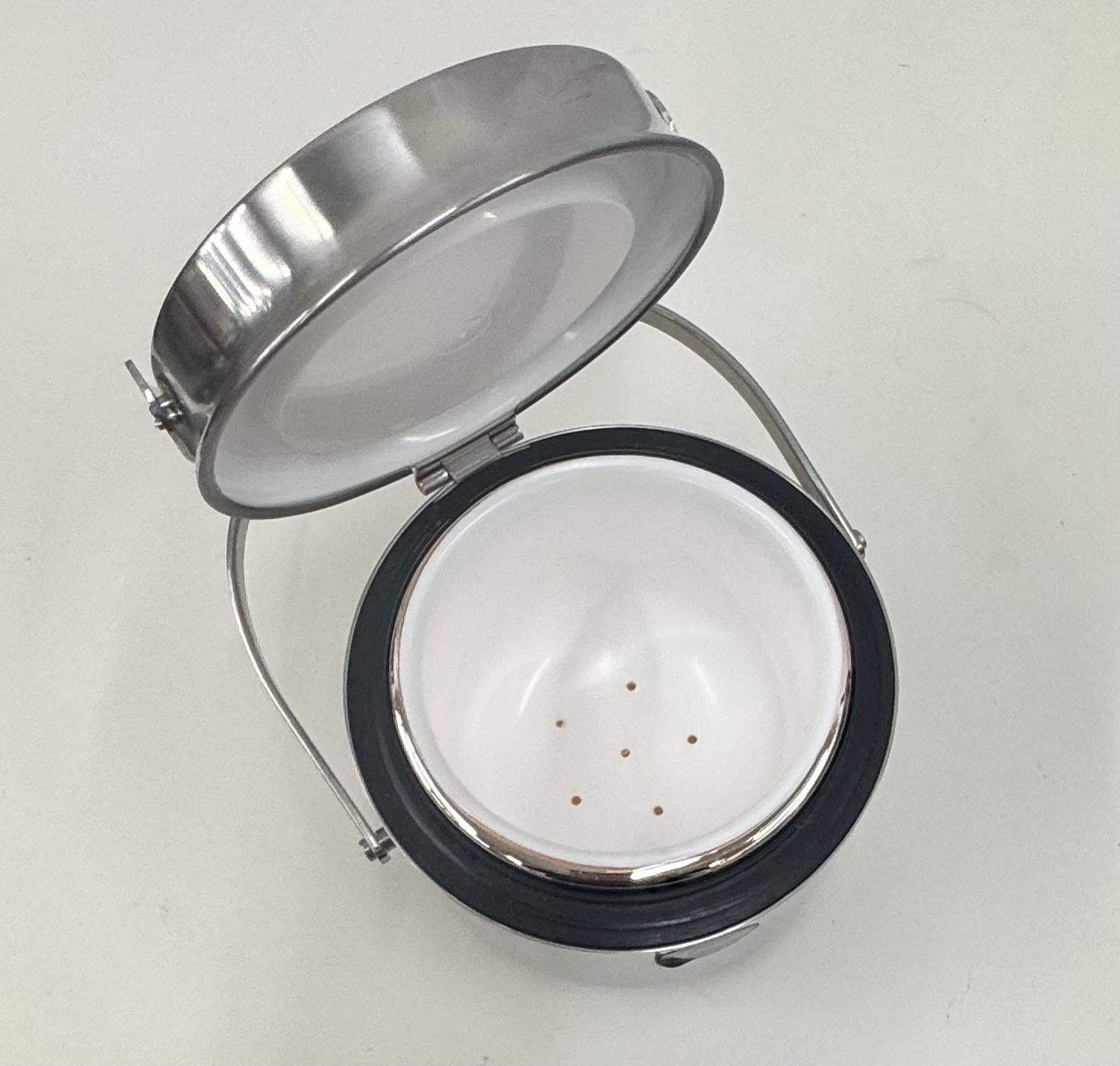 Alessi ice bucket closure - hermetic attributed C. Mazzeri A. Vitale 1