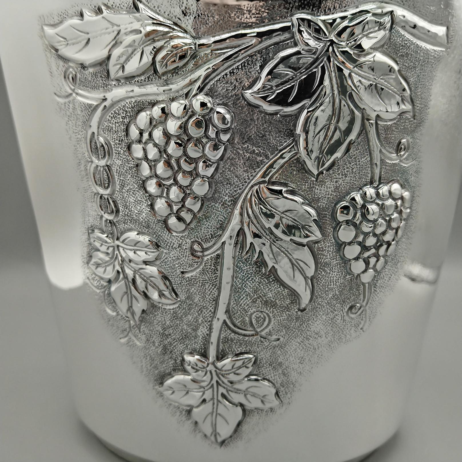 Secchio champagne Italiano in argento Sterling 925 cesellato con motivi uva en venta 10