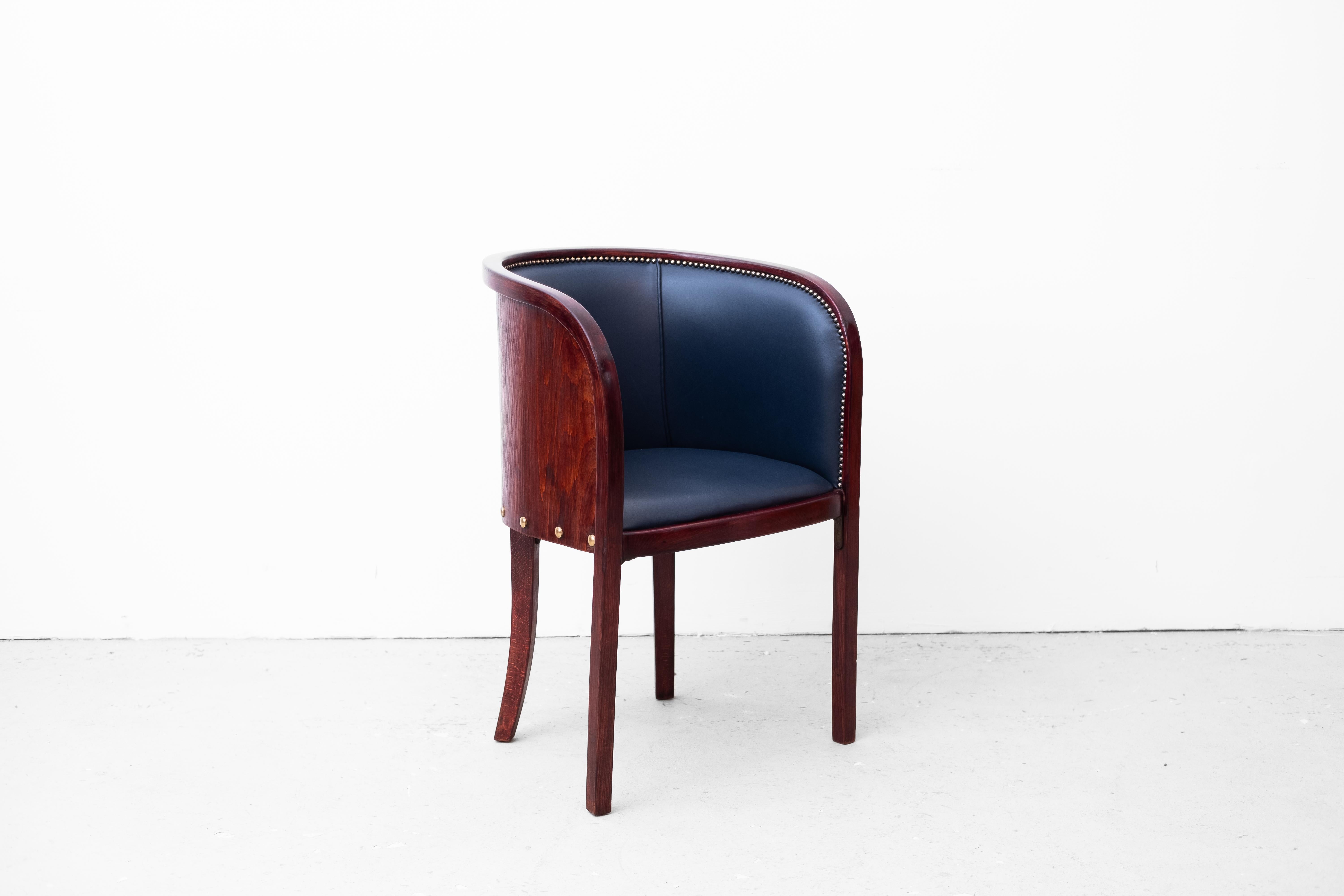 Secession Armchair by Josef Hoffmann (1914), manufactured by Thonet (1919) 9