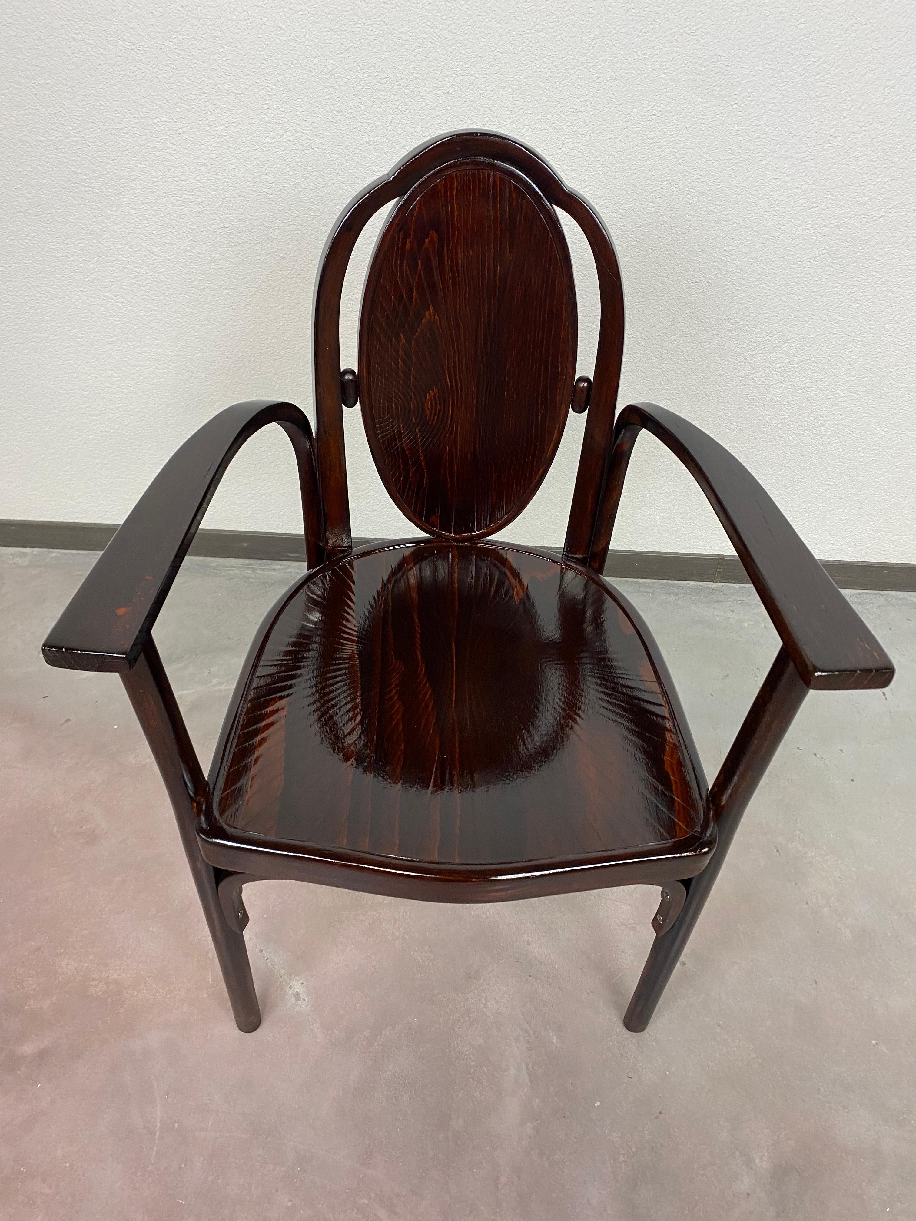 Sessel aus der Secession von Josef Hoffmann (Österreichisch) im Angebot