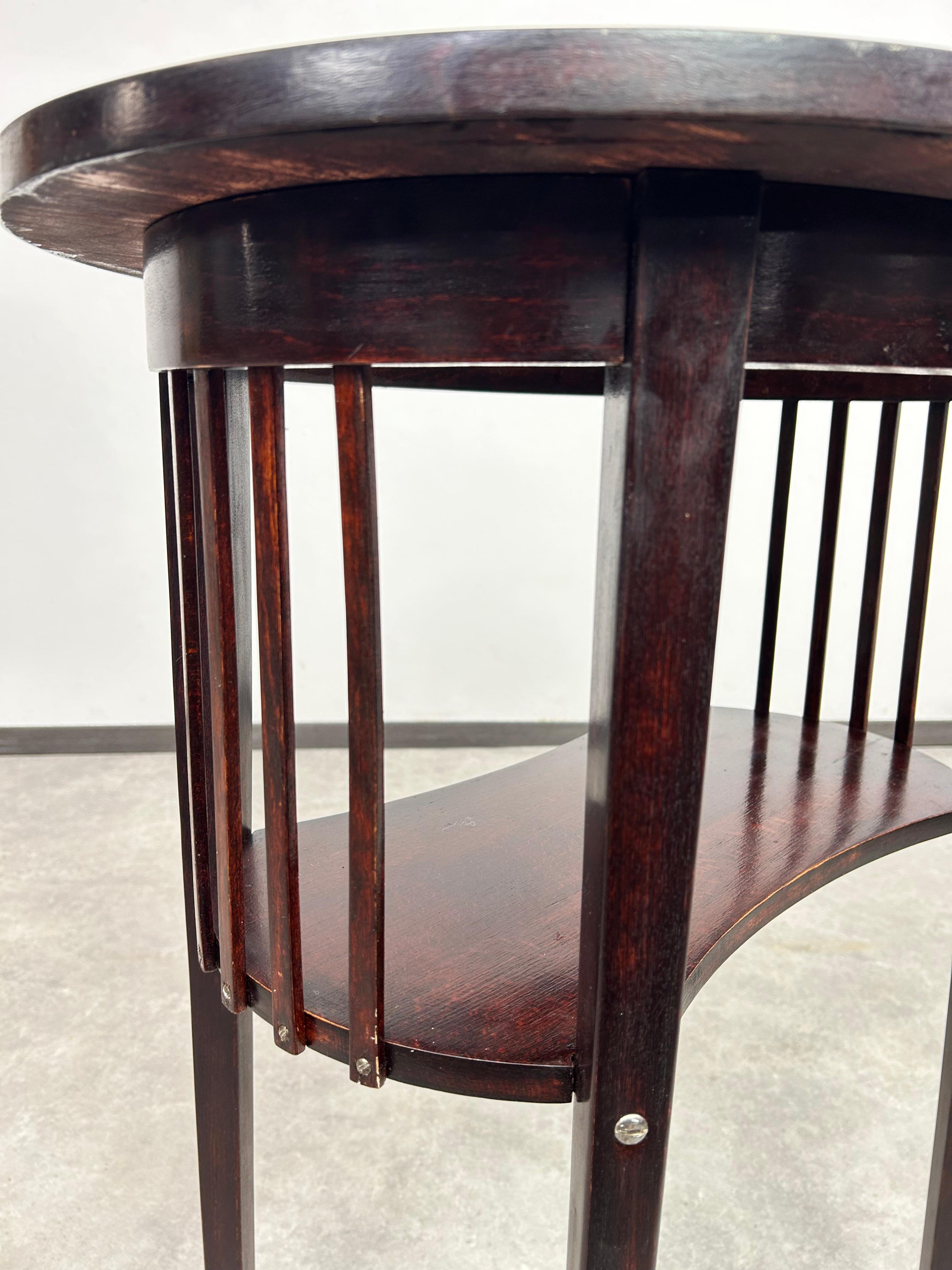 Table basse Secession n° 9208 de Marcel Kammerer pour Thonet Excellent état - En vente à Banská Štiavnica, SK