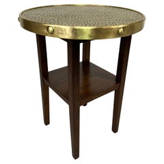 Secession Couchtisch mit Messingplatte