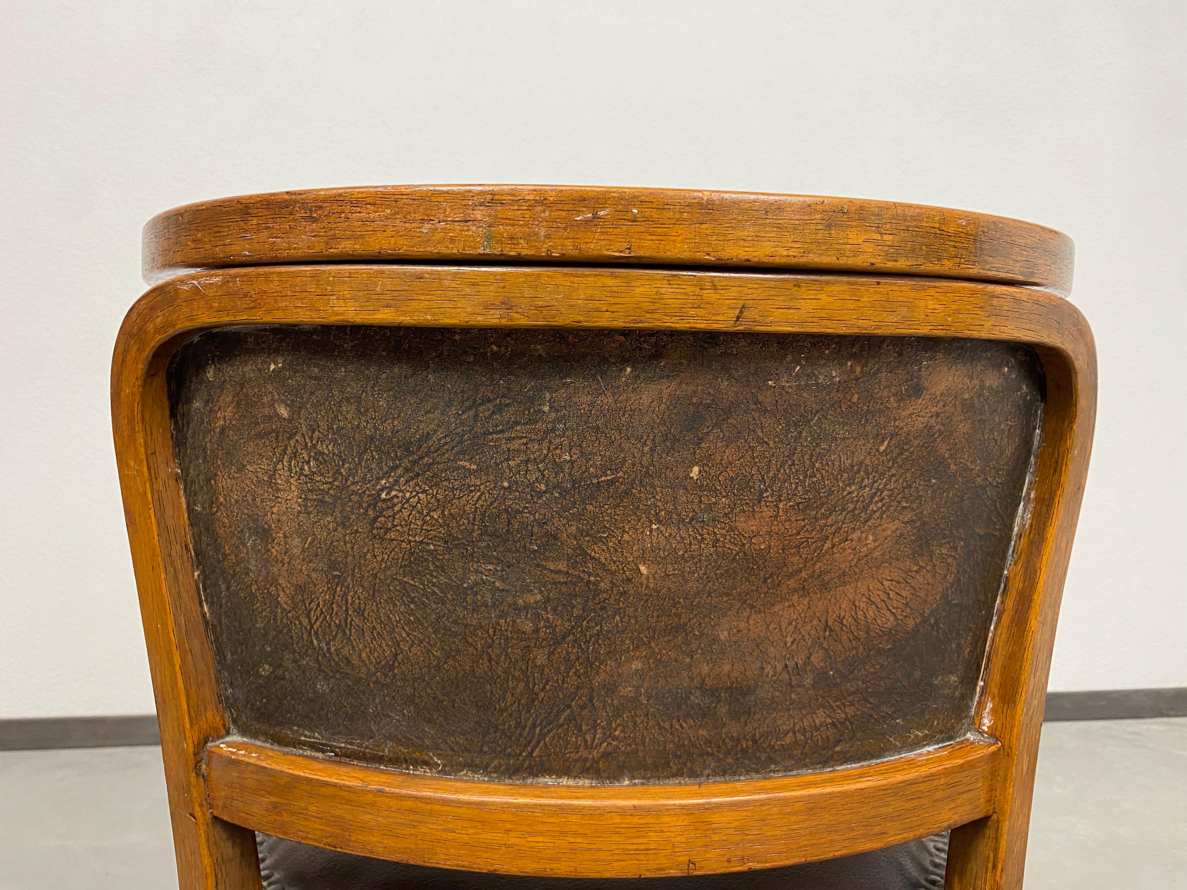 Secession Desk Chair 715F  by Gustav Siegel for J&J Kohn For Sale 3