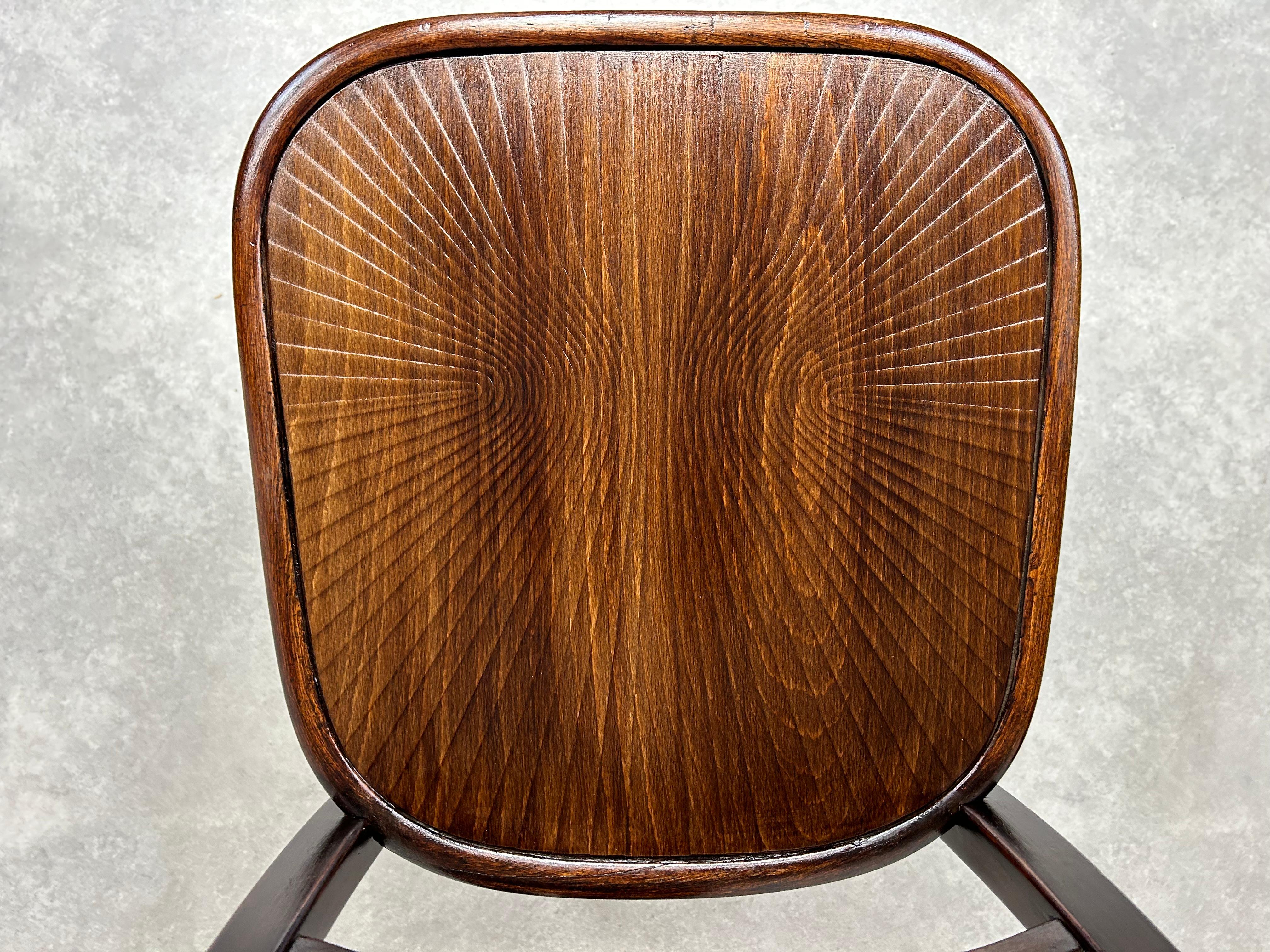 Sedia da pranzo Secession n. 41 di Thonet In condizioni ottime in vendita a Banská Štiavnica, SK