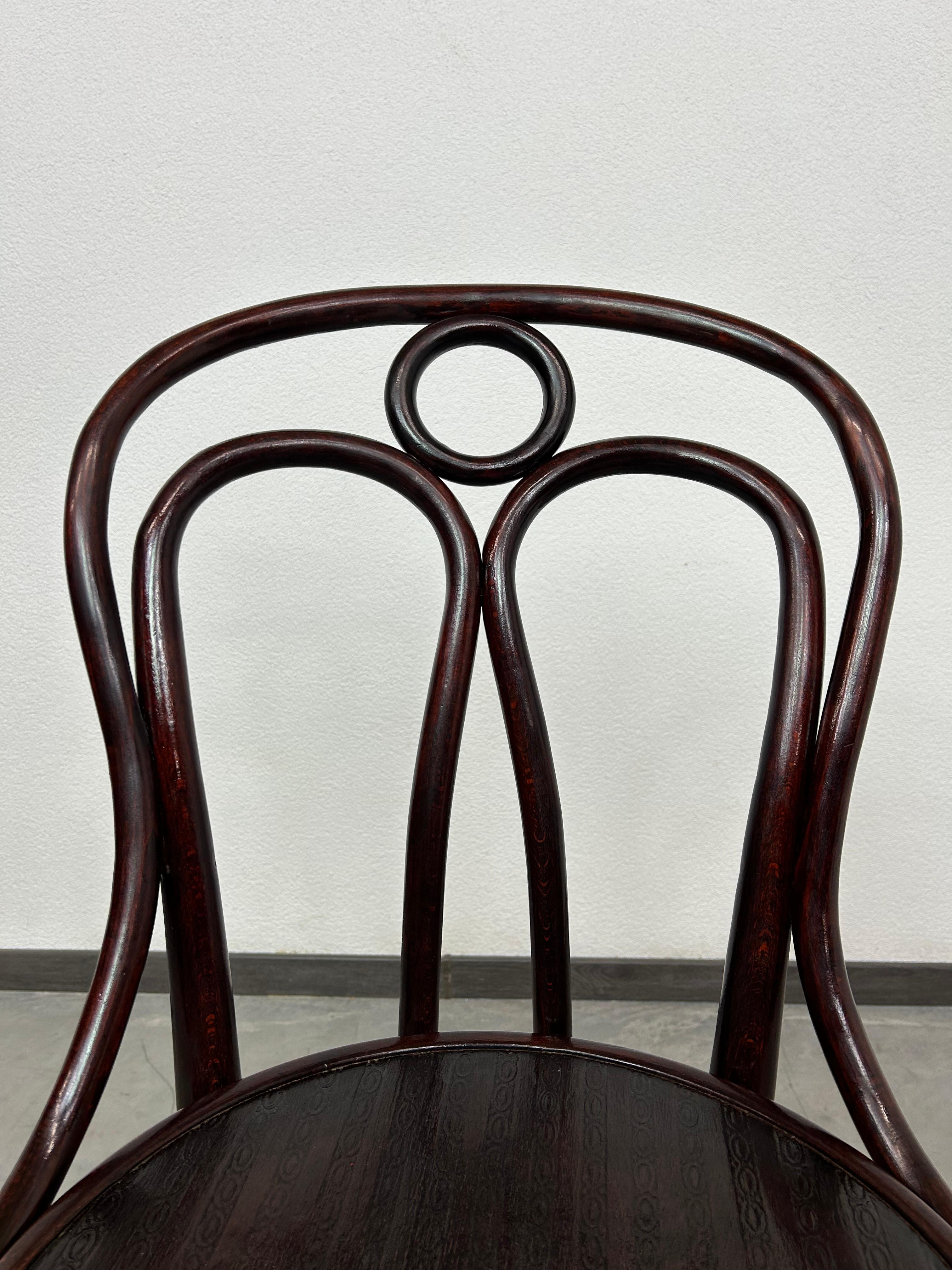Secession dining room chairs Thonet no.19 and Kohn no.36 For Sale 4