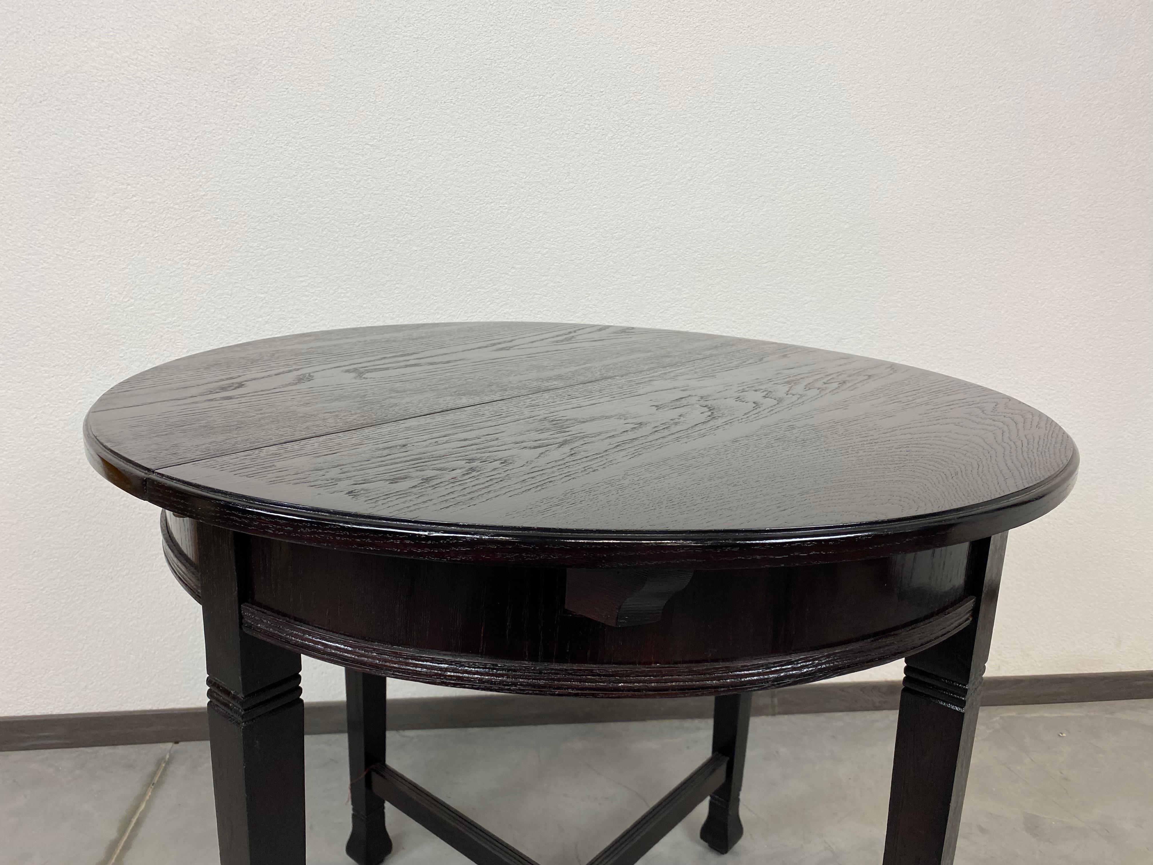 Early 20th Century Secession Dining Room Table