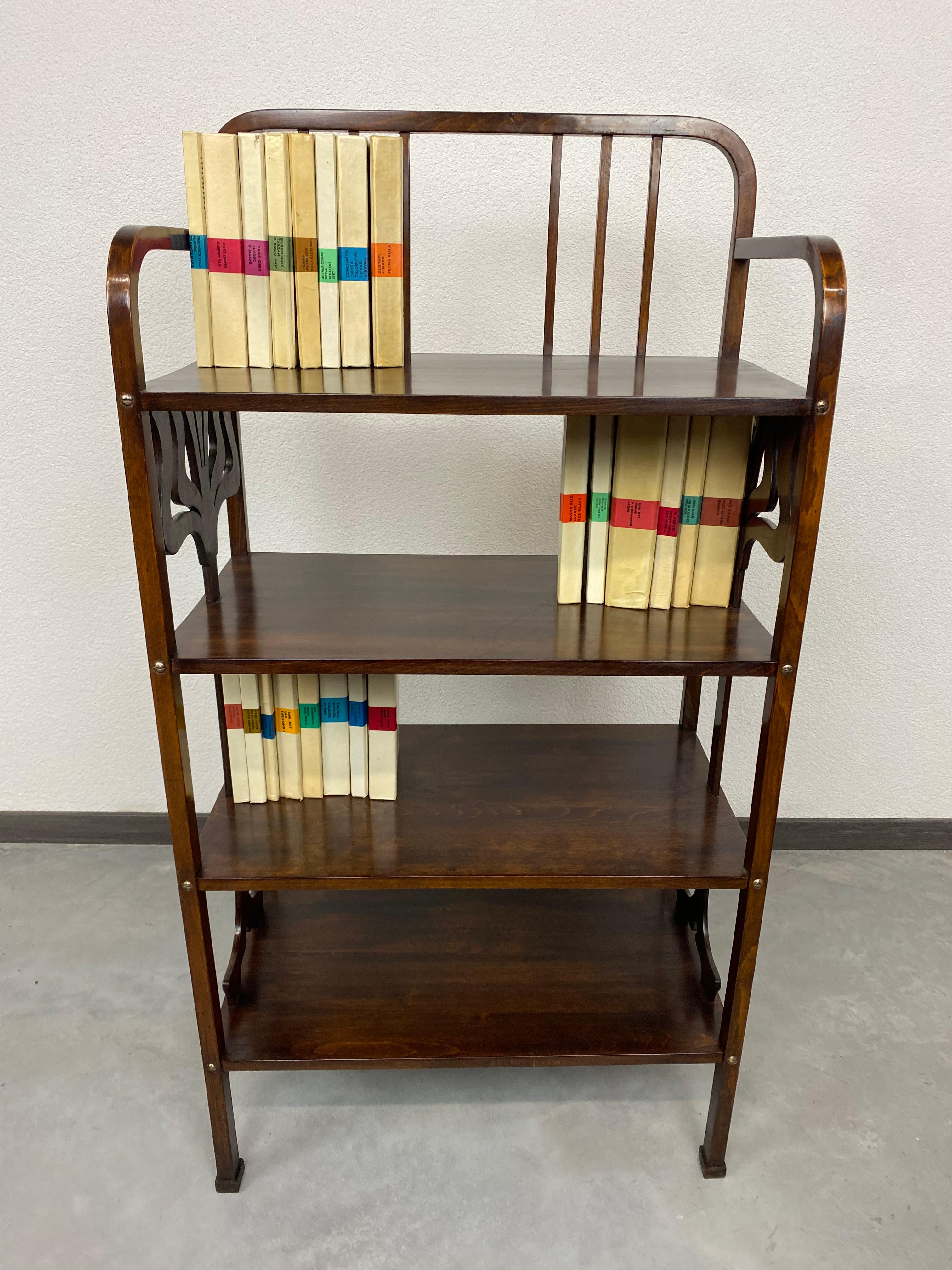 Secession Etagere No.41 by Thonet 4