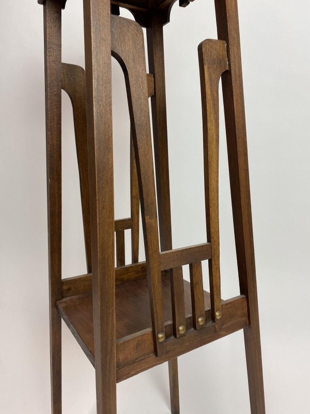 Jardinera Secesión de Gustave Serrurier-Bovy Secesión de Viena en venta
