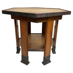 Secession Sechseckiger Tisch mit sechs Beinen und Messingverkleidung attr. an Adolf Loos für Ma