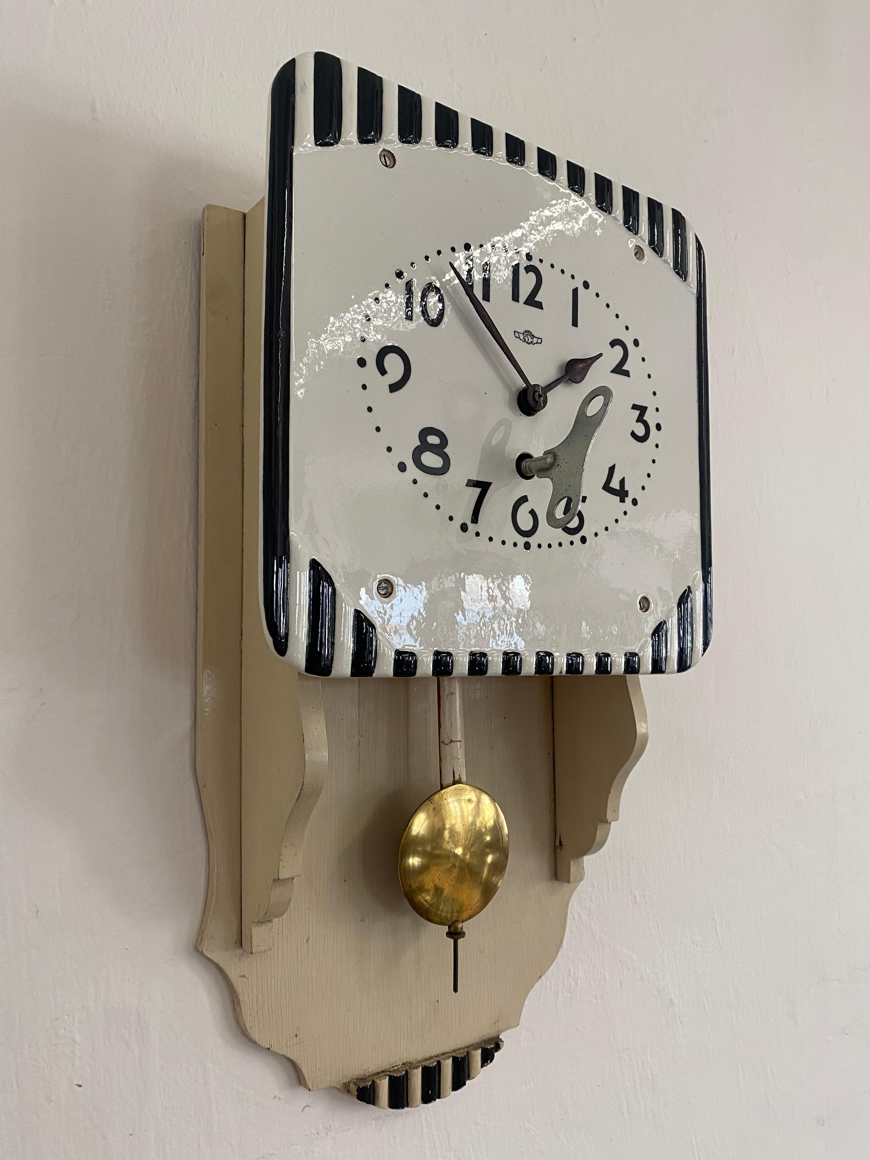 kitchen clock antique