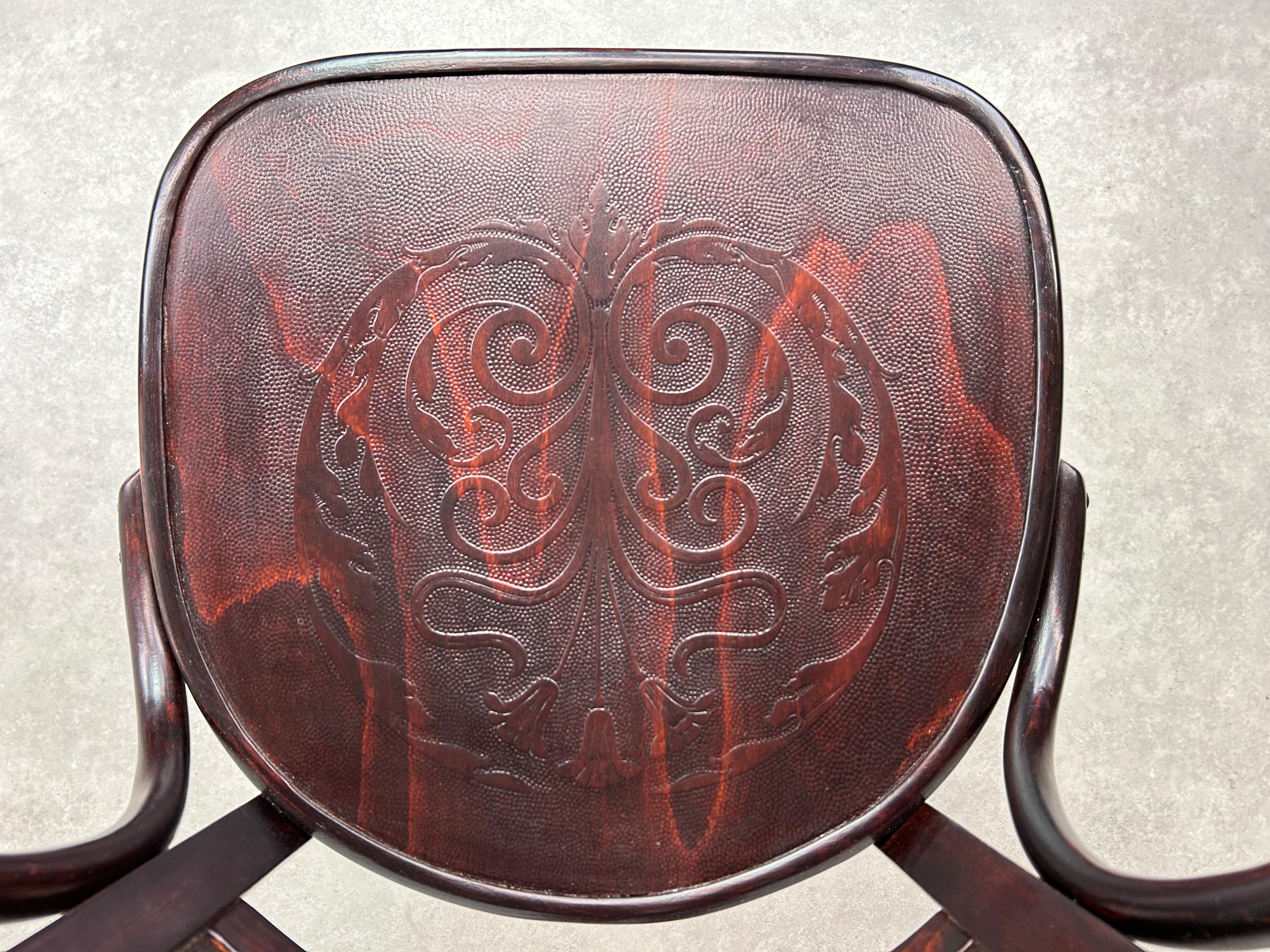 Secession office chair by Thonet Mundus In Excellent Condition For Sale In Banská Štiavnica, SK