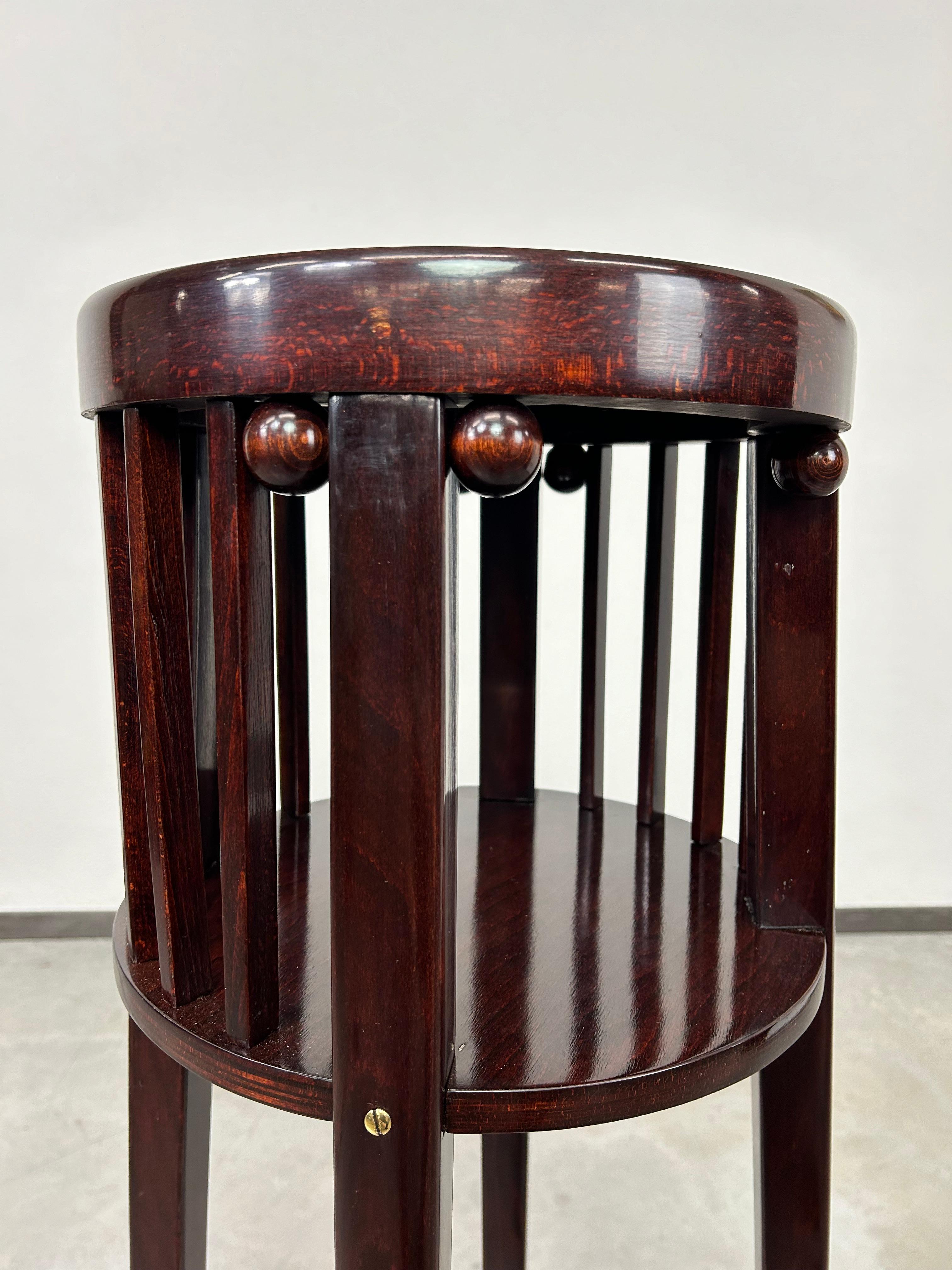 Stand de plantes de sécession n° 1015 de Josef Hoffmann pour J.J.Kohn en vente 1