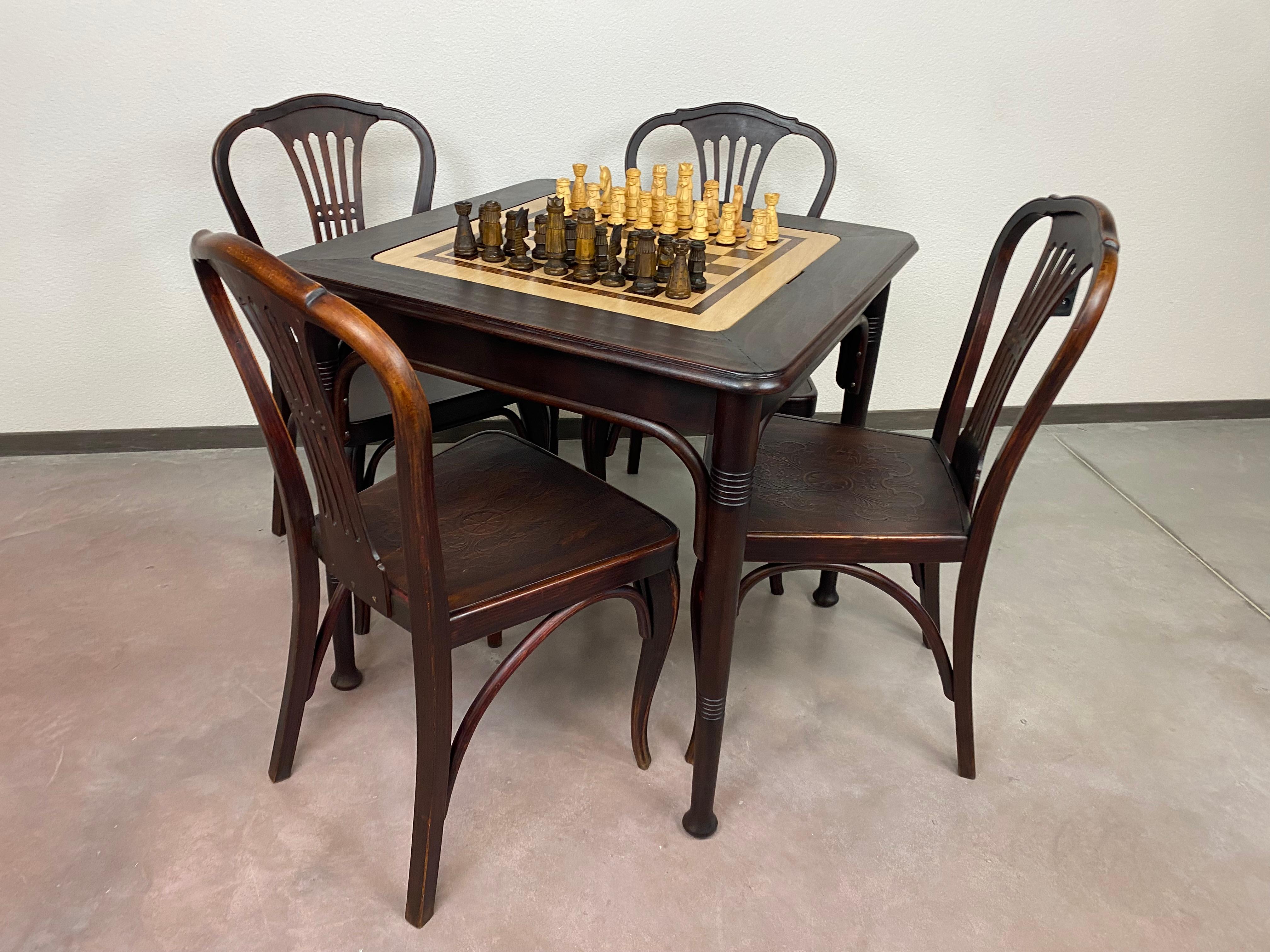 Secession Playing Table Thonet No.10 5