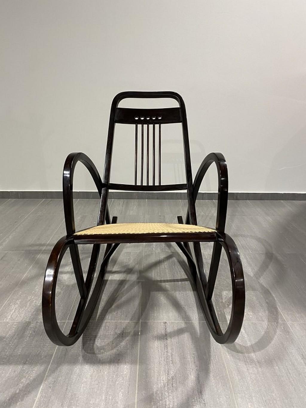 Austrian Secession Rocking Chair No.511 by Marcel Kammerer for Thonet For Sale