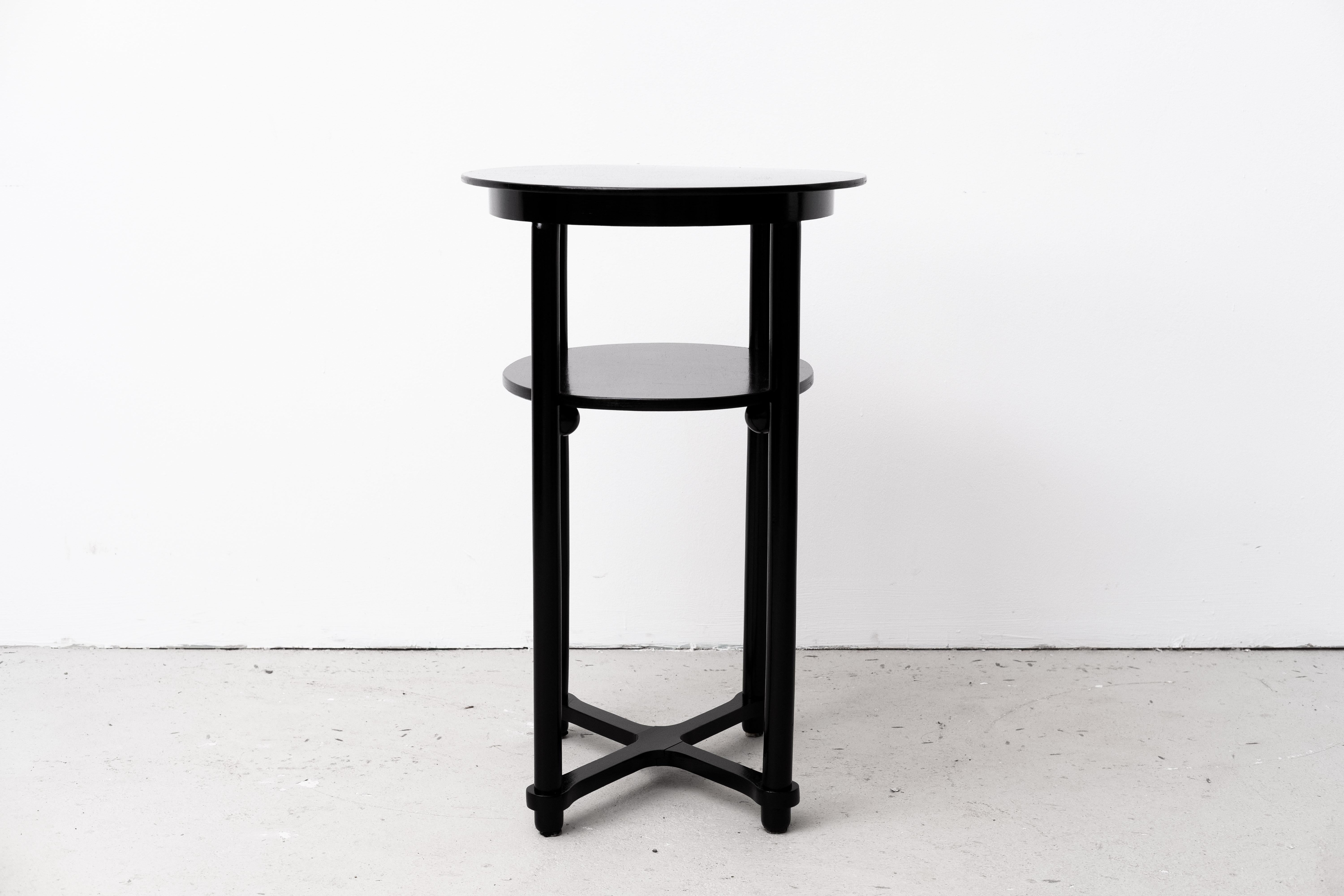 Secession Sidetable, attr. to J. Hoffmann, ex. by Fischel & Söhne (CZK, 1915) For Sale 9
