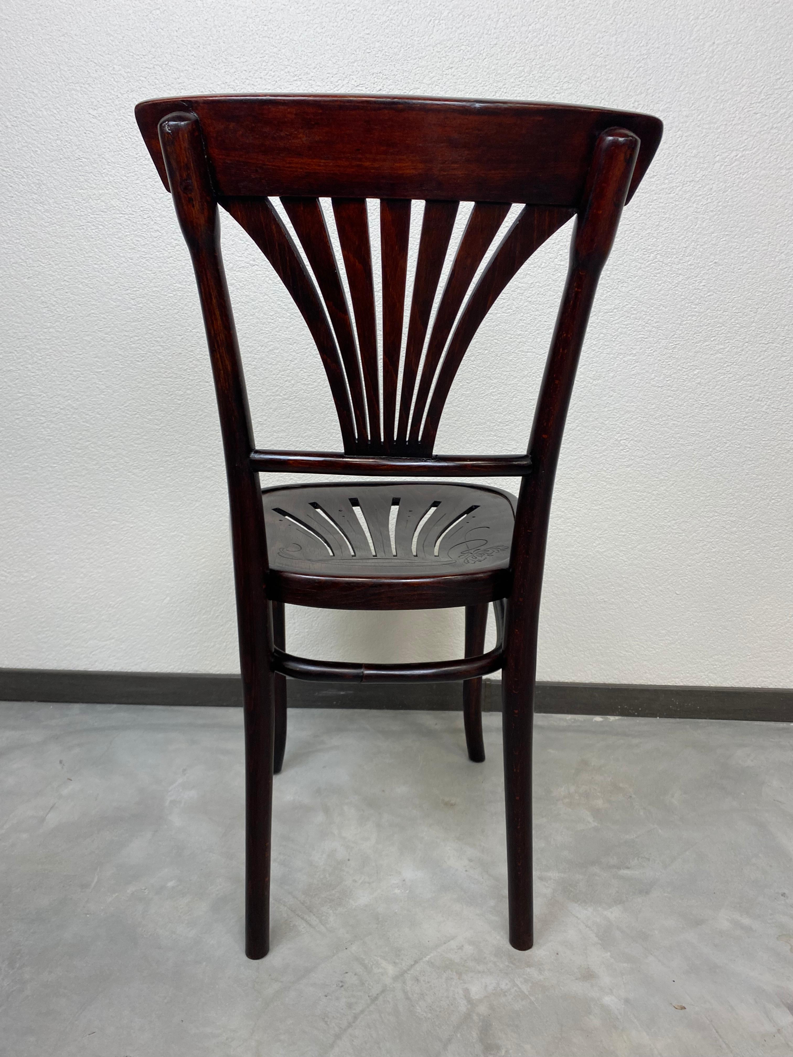 Bentwood Secession Thonet Dining Chairs No.221