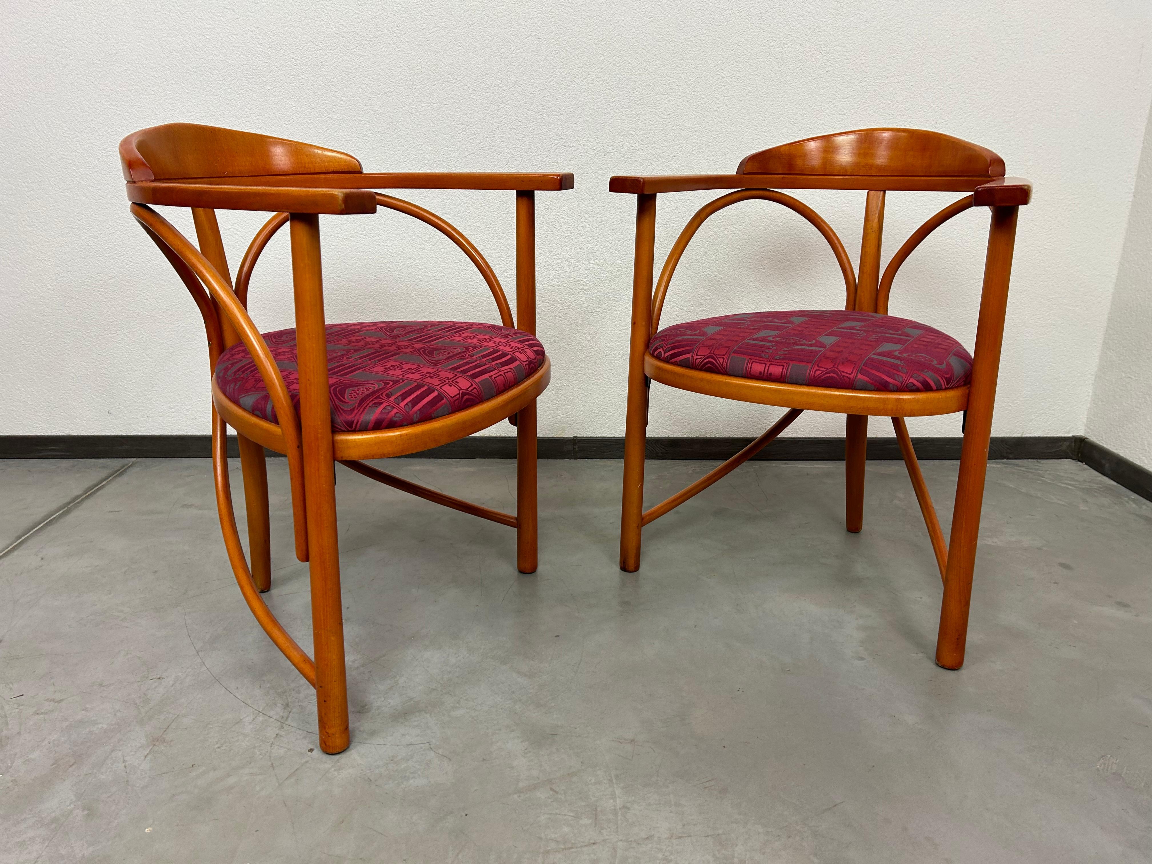 Austrian Secession tripod chairs no.81 by Thonet For Sale