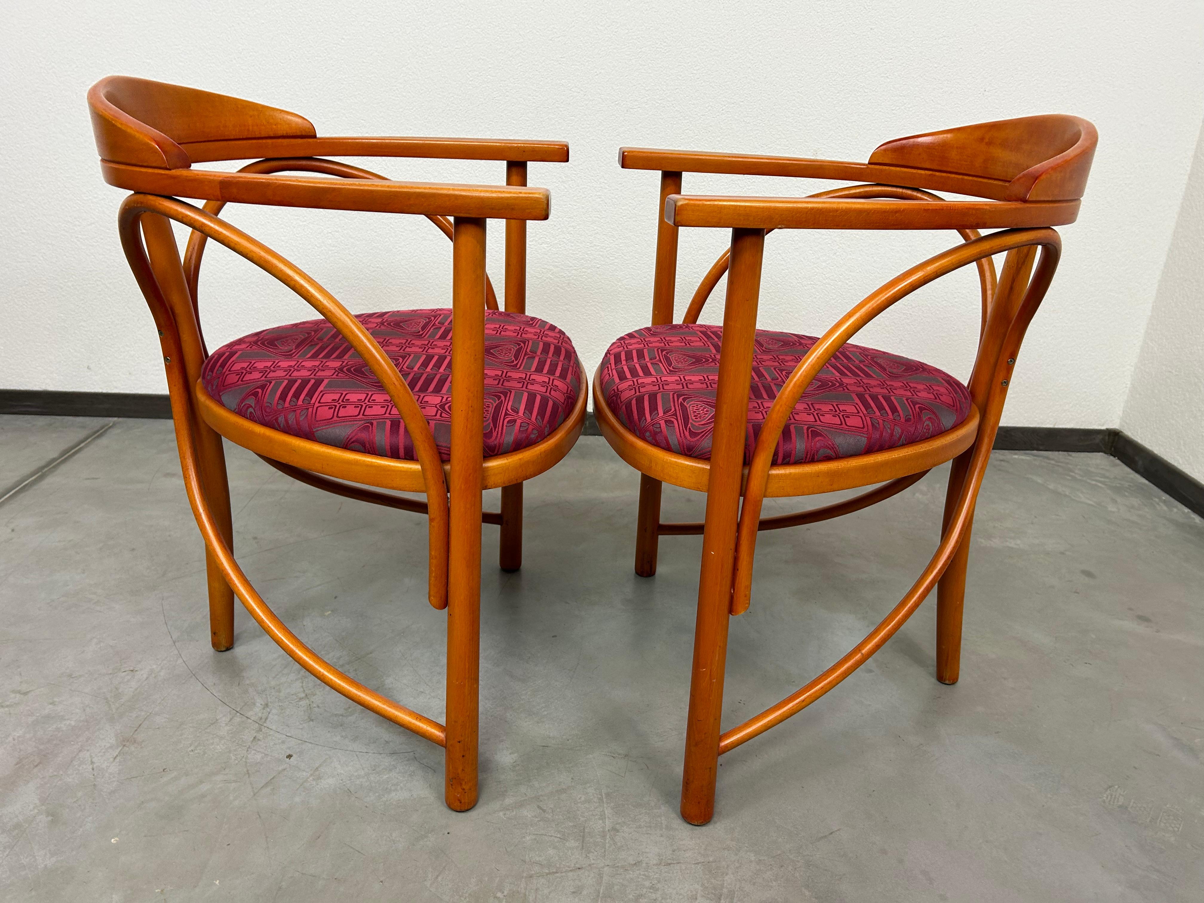 Secession tripod chairs no.81 by Thonet In Good Condition For Sale In Banská Štiavnica, SK
