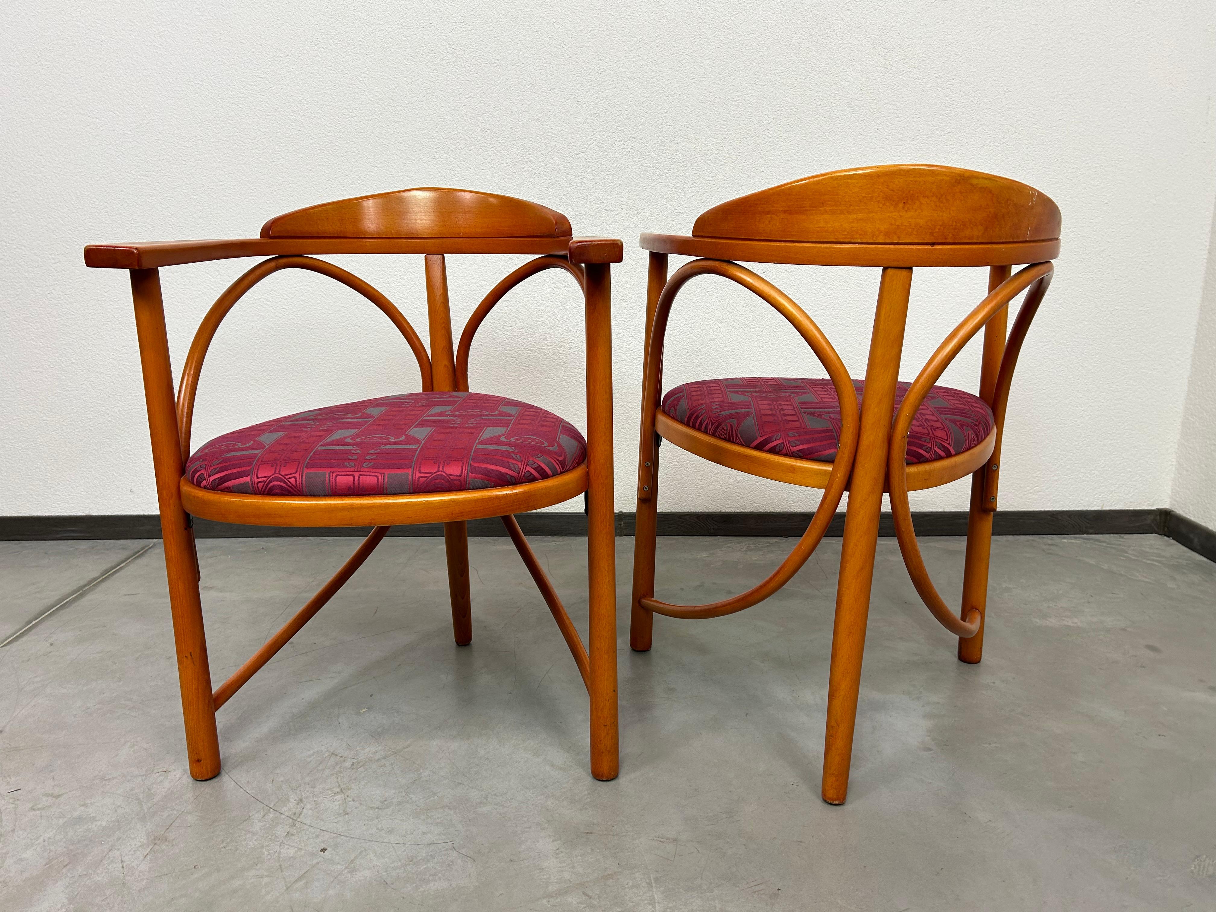 Mid-20th Century Secession tripod chairs no.81 by Thonet For Sale