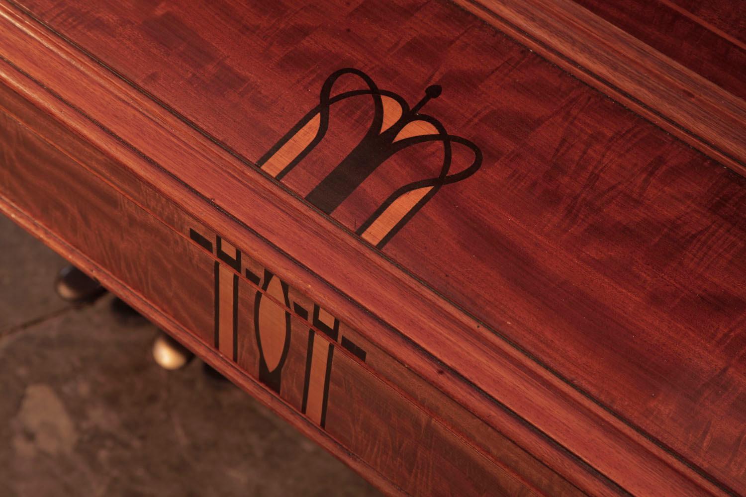 Piano à queue Bechstein Model VI de style sécessionniste avec caisse en acajou marqueté en vente 3