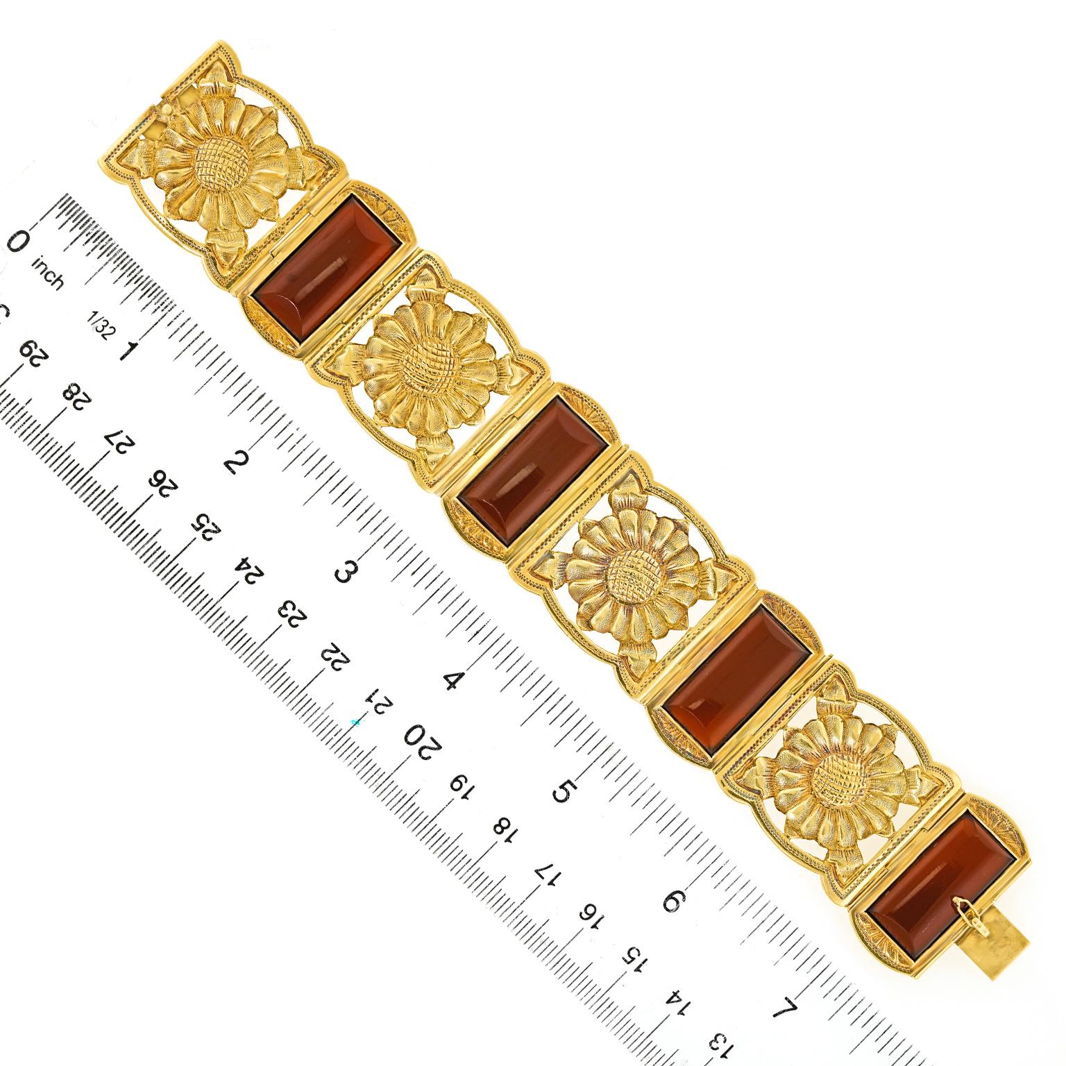 Secessionist Carnelian and Gold Bracelet For Sale 1