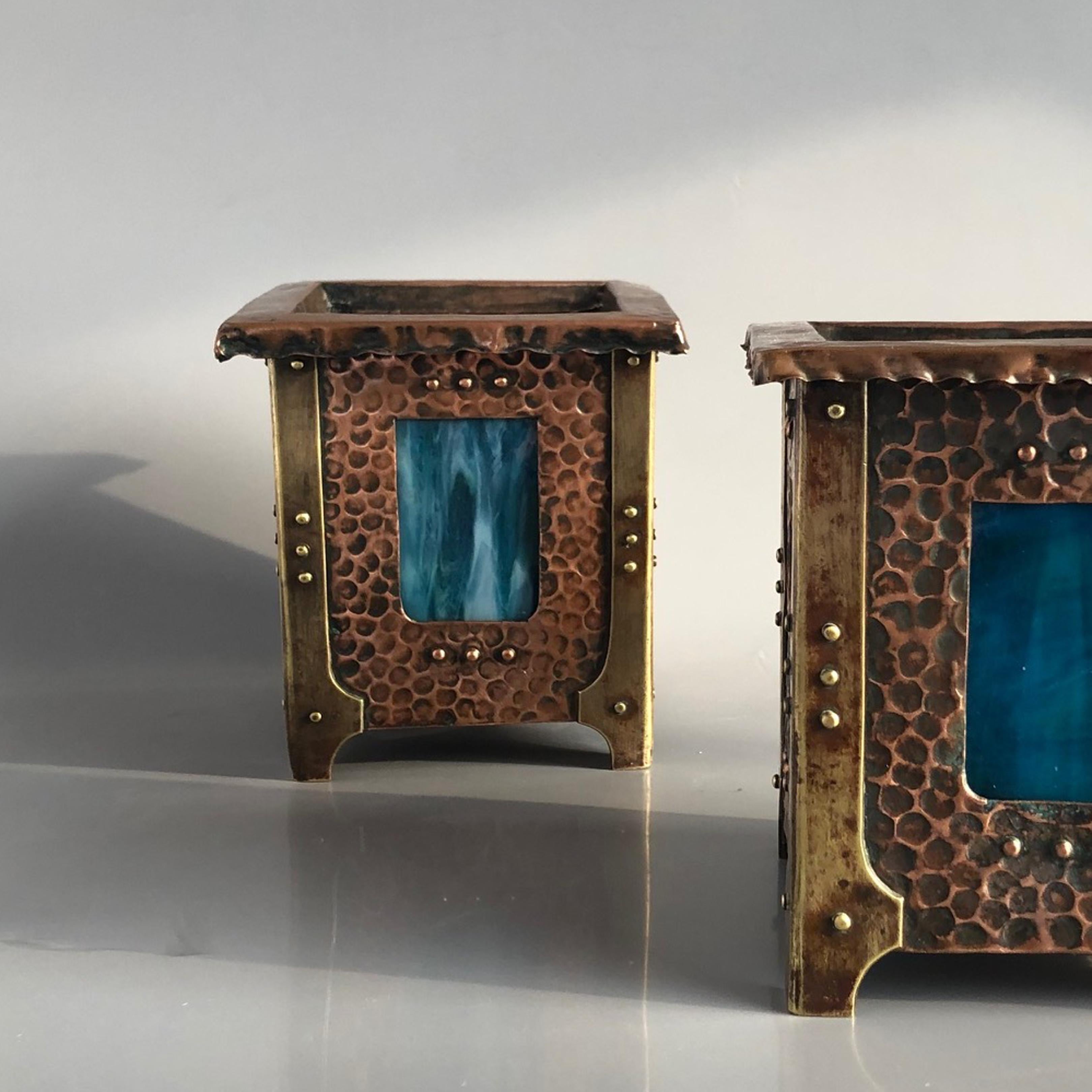 Liberty Copper Planters Pair with Blue Tifany Glass, Vienna 1900 In Good Condition For Sale In BUDAPEST, HU