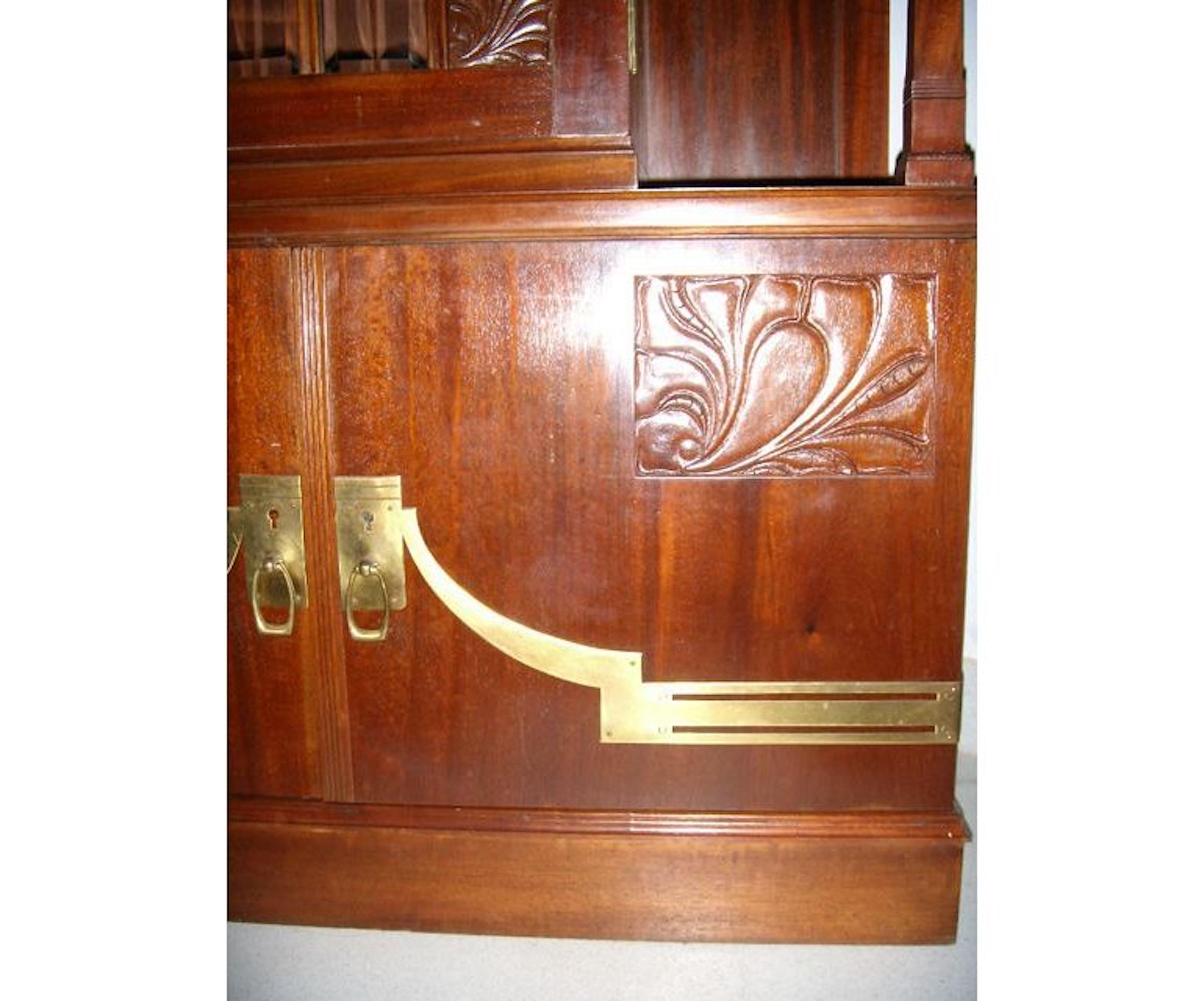 Secessionist Mahogany Display Cabinet with Carved Decoration Beveled Glass Doors For Sale 1