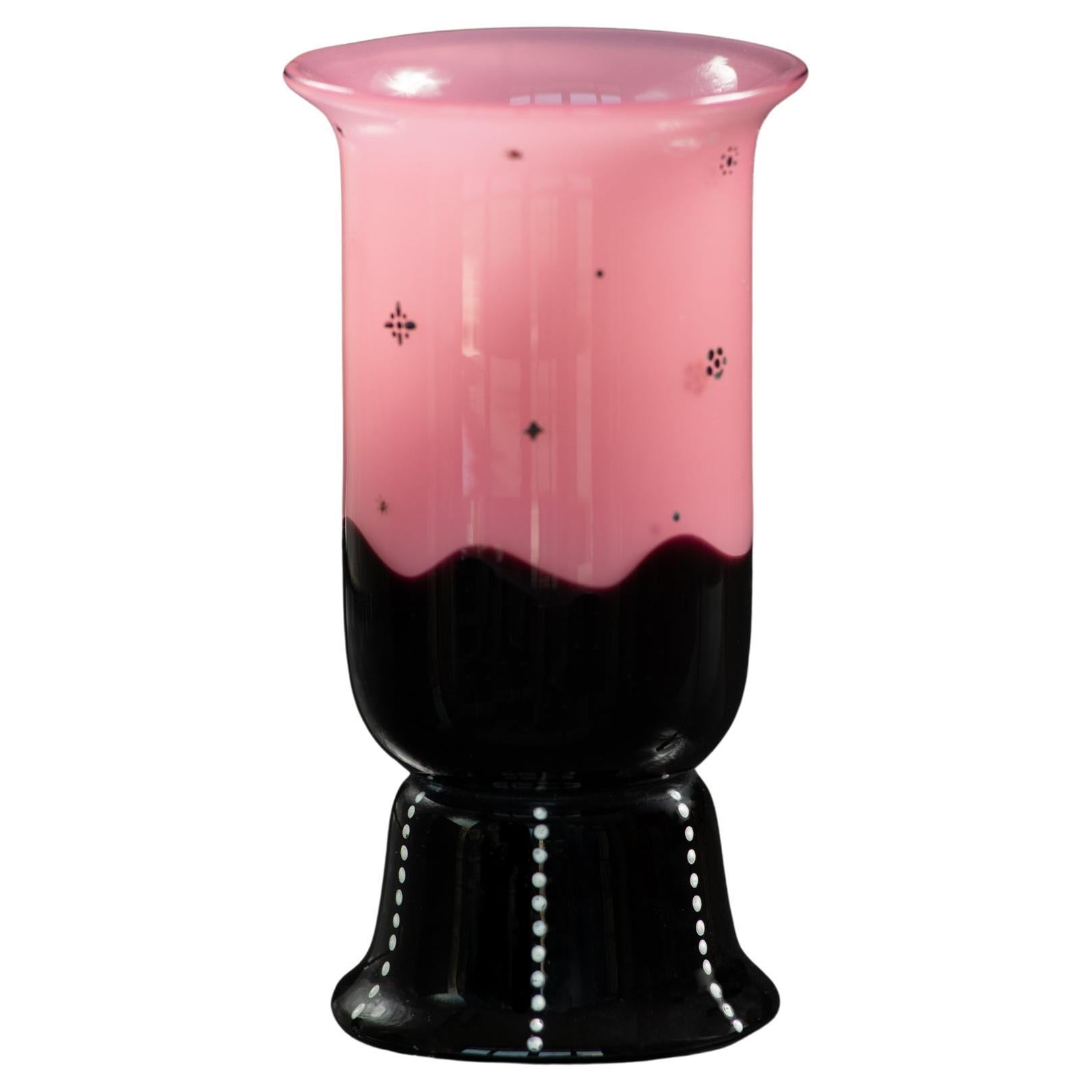 Copa de vidrio rosa secesionista de Dagobert Peche para Johann Loetz