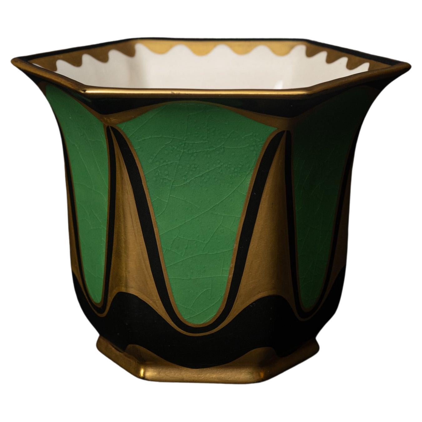 Sezessionistische Porzellanvase von Karl Klaus für Serapis Wahliss