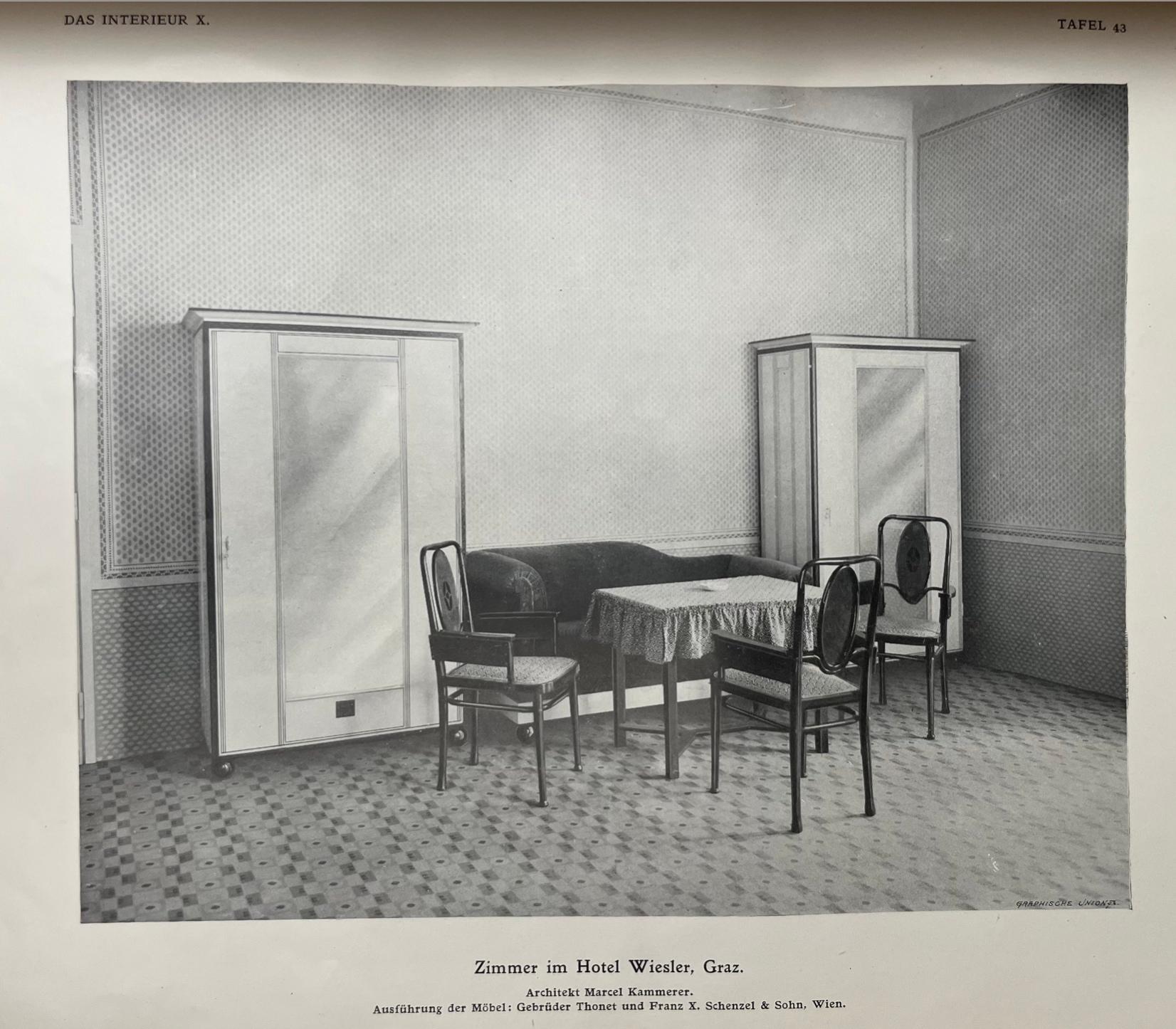 Sezessionistische Bank von Marcel Kammerer für Grand Hotel Wiesler (Thonet, 1905) (Stoff) im Angebot