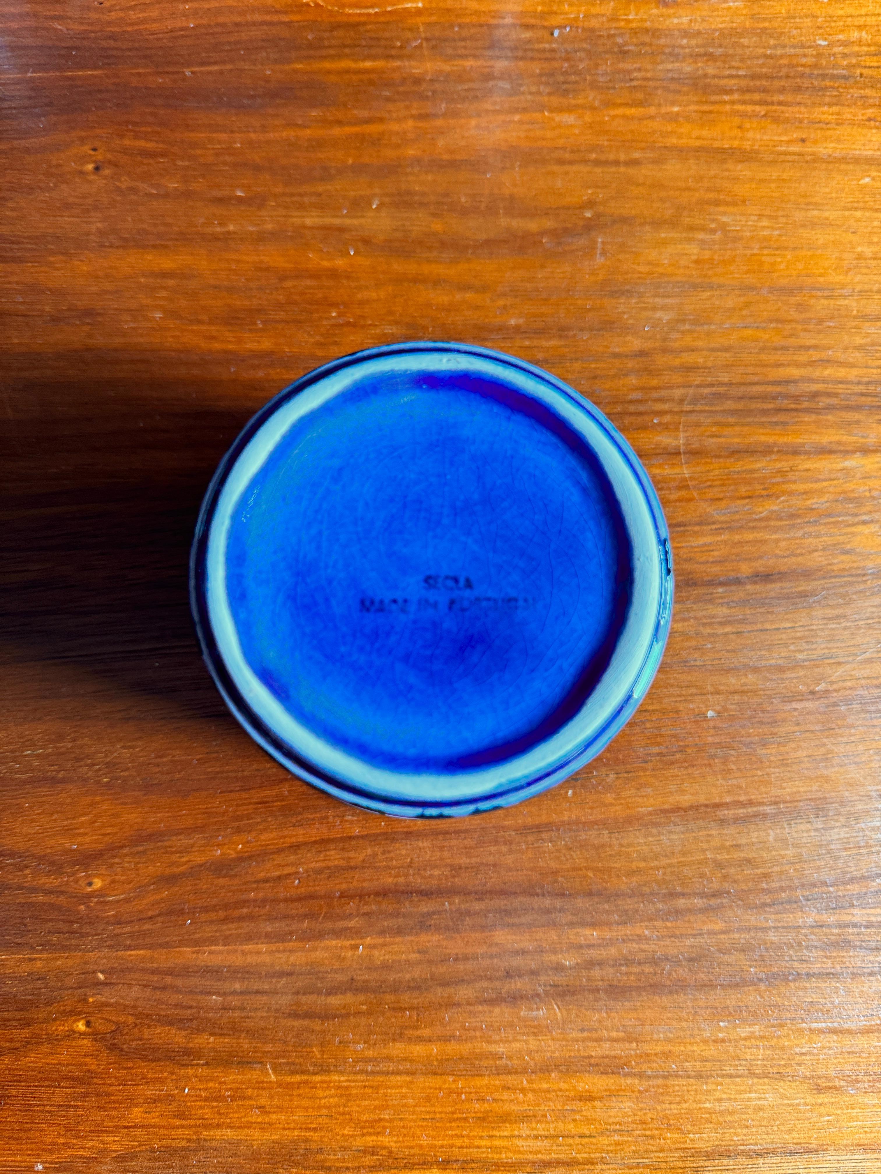 Secla Coffee Service – Mid-Century Portuguese Ceramics in Bold Violet, 1970s For Sale 15