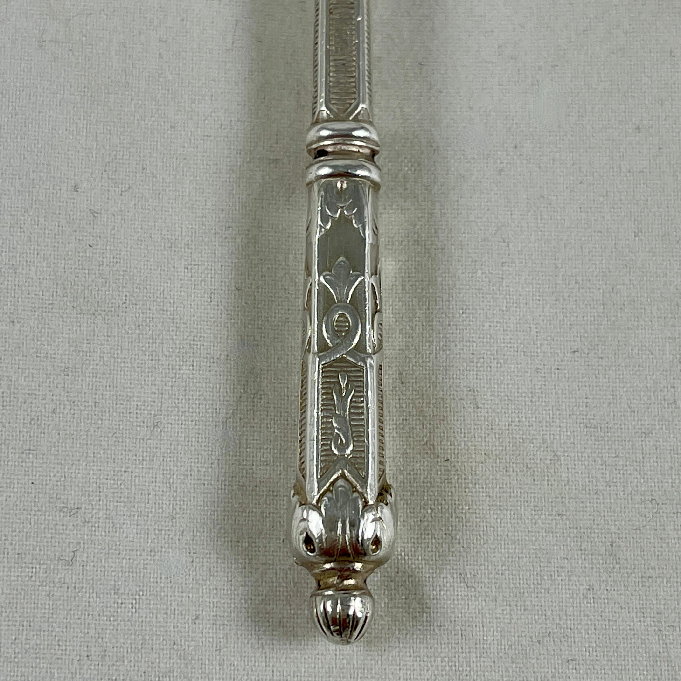 XIX secolo Forchette da dessert ornate in argento del Secondo Impero francese Napoleone III, S/11 in vendita