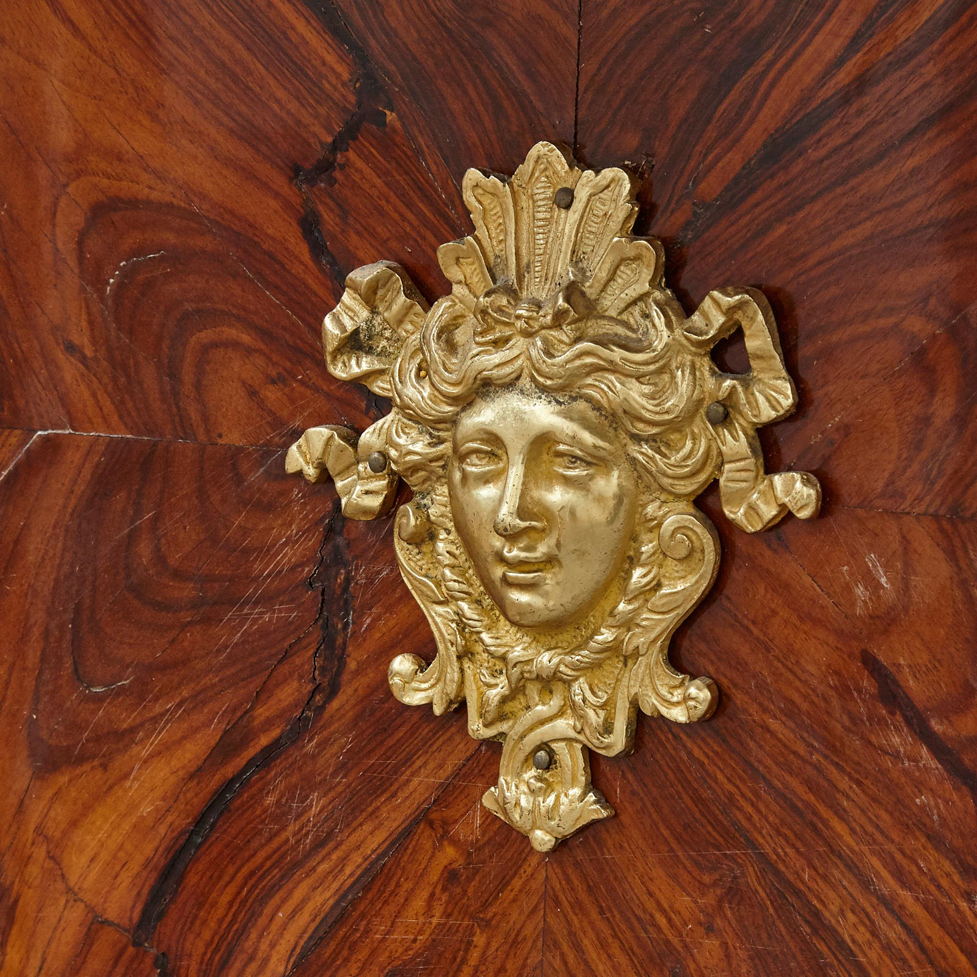 Vitrine en bronze doré et bois de roi d'époque Second Empire Bon état - En vente à London, GB