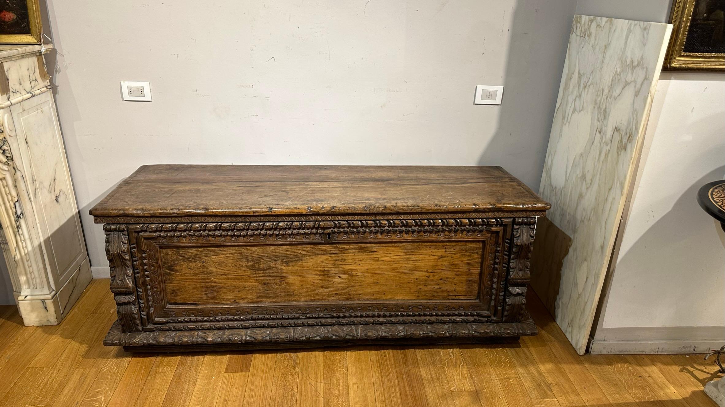 Renaissance SECOND HALF OF THE 16th CENTURY CHESTNUT CHEST  For Sale