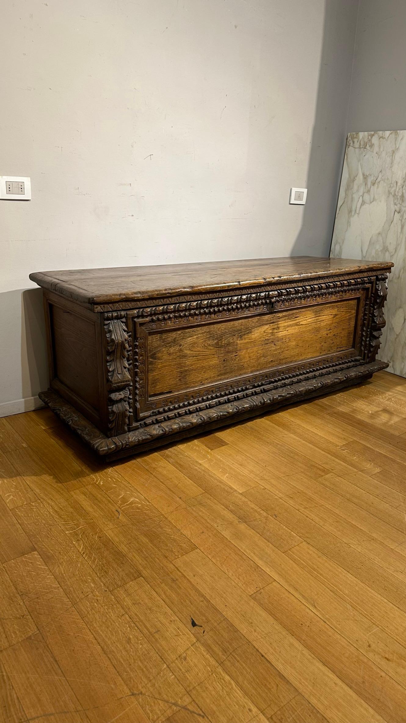 Italian SECOND HALF OF THE 16th CENTURY CHESTNUT CHEST  For Sale