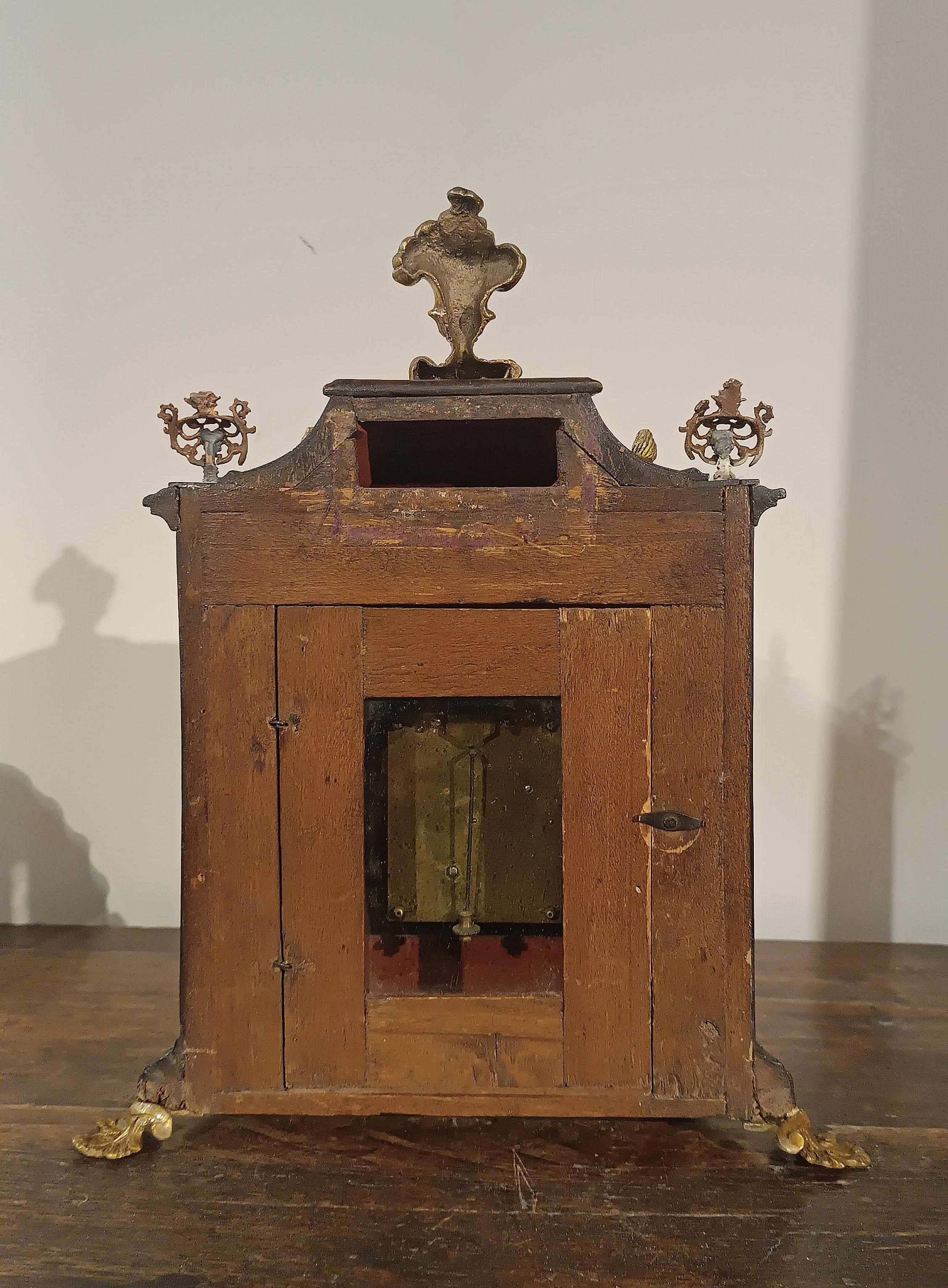 Hand-Carved SECOND HALF OF THE 17th CENTURY WALNUT AND GOLDEN BRONZE CLOCK For Sale