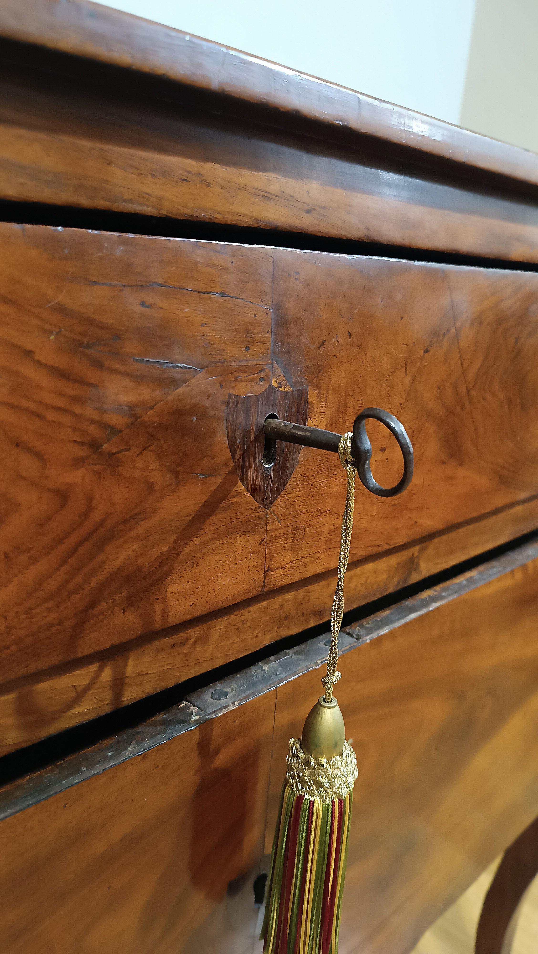 SECOND HALF OF THE 18th CENTURY CHERRY DRAWER LOUIS XV-XVI in vendita 1