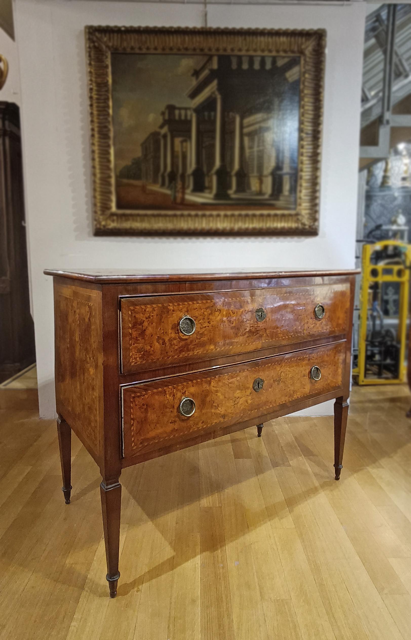 Louis XVI SECOND HALF OF THE 18th CENTURY LOUIS XVI VENEERED CHEST OF DRAWERS For Sale