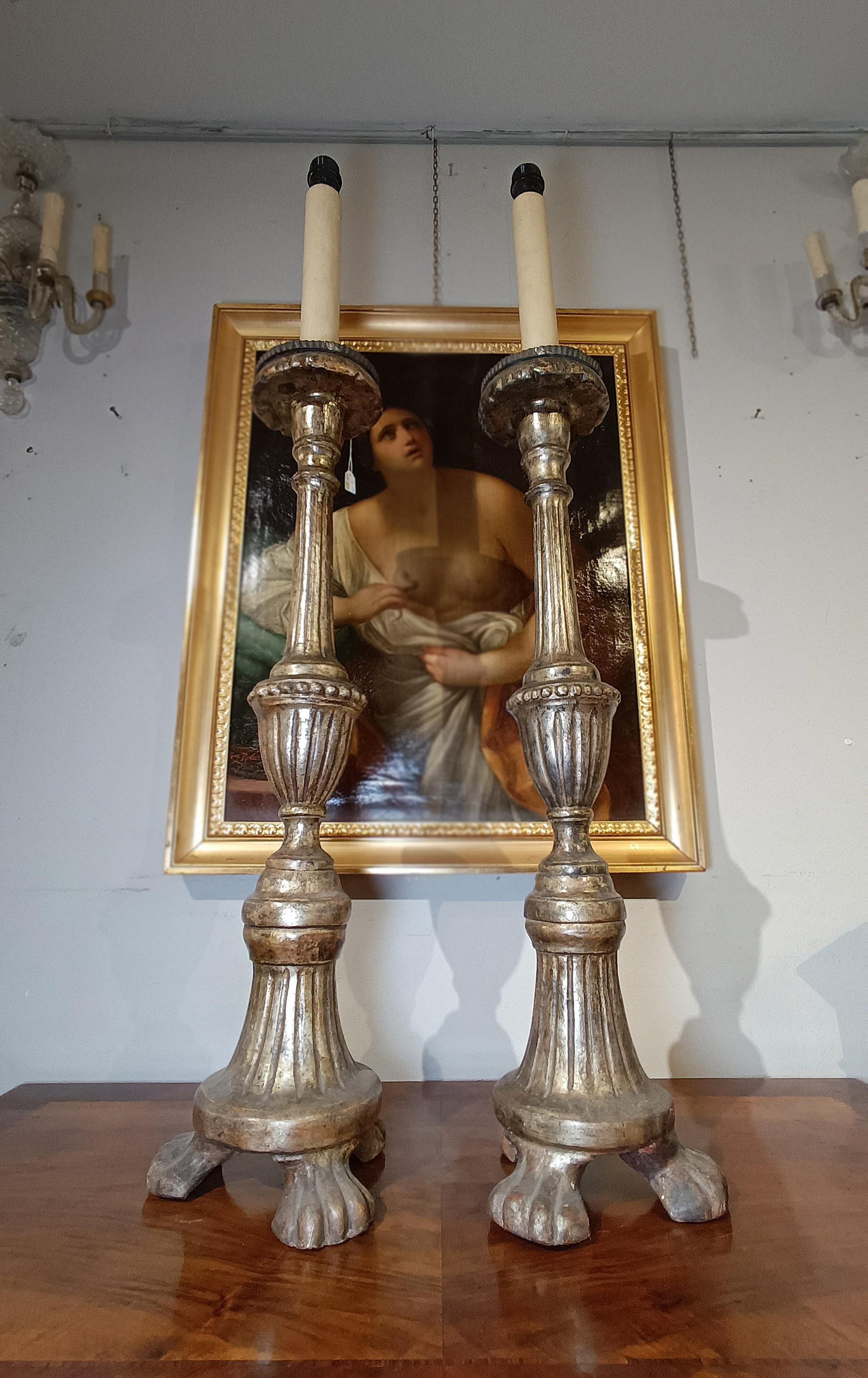 Par de candelabros de la segunda mitad del siglo xviii Renacimiento neoclásico en venta