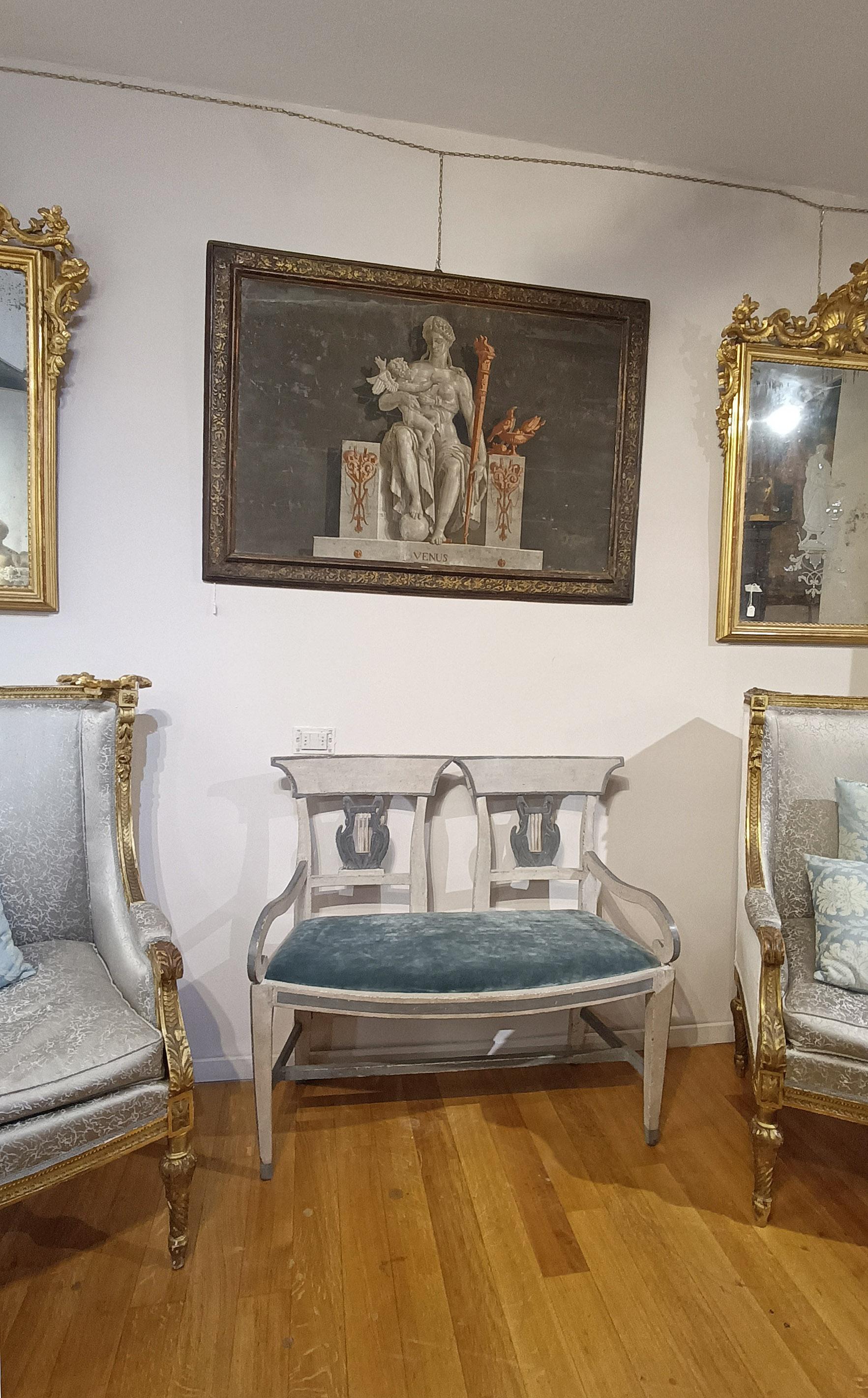 SECOND HALF OF THE 18th CENTURY SMALL PAINTED SOFA en venta 1
